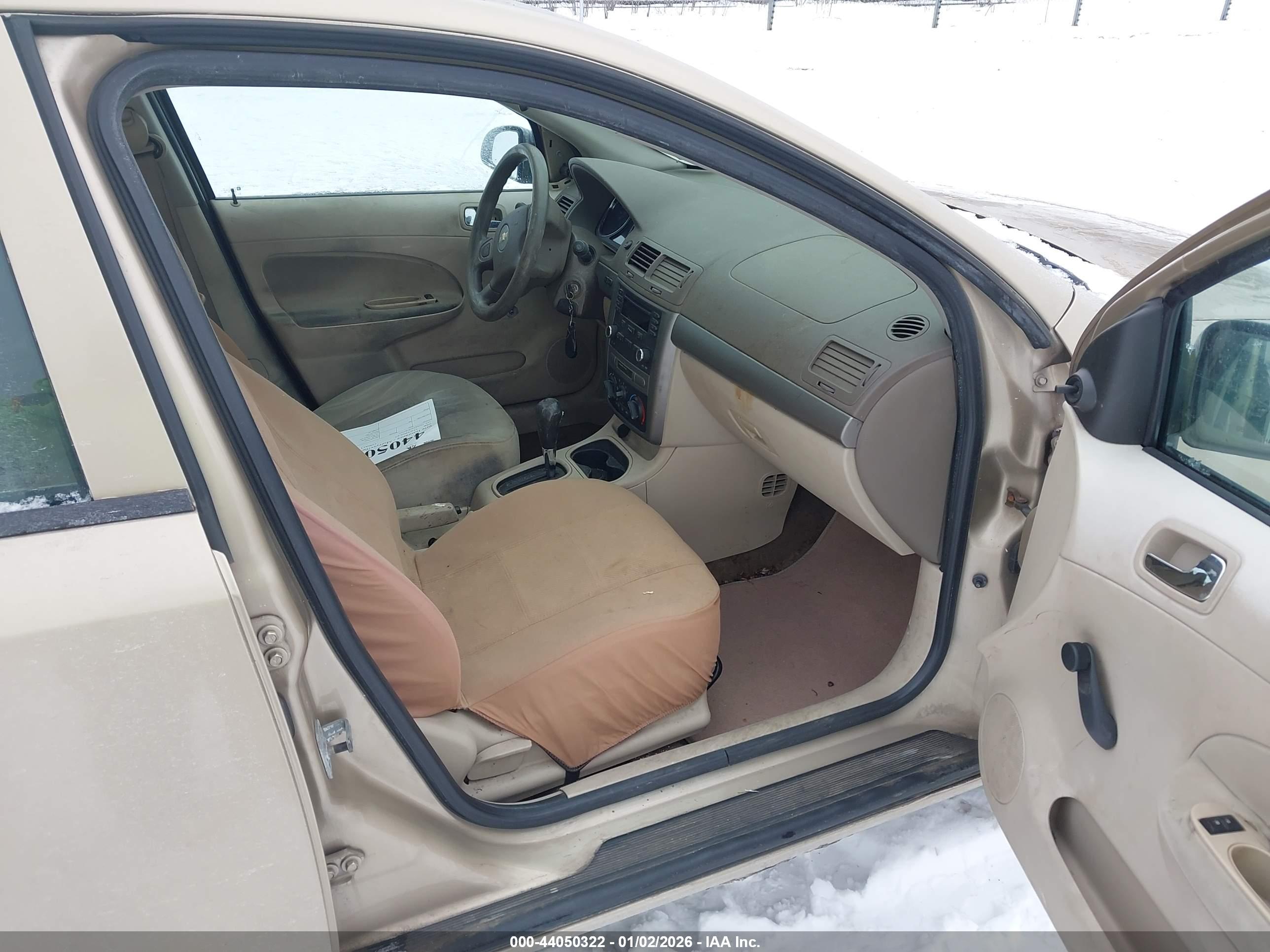 CHEVROLET COBALT image 5
