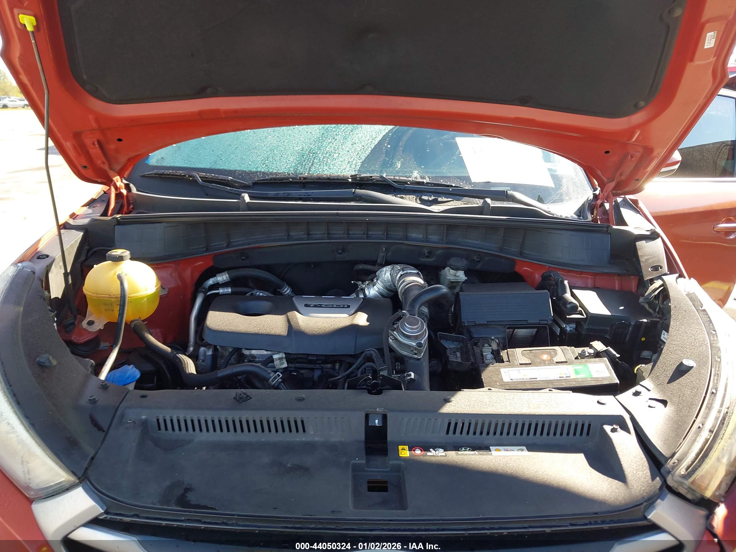 HYUNDAI TUCSON image 10