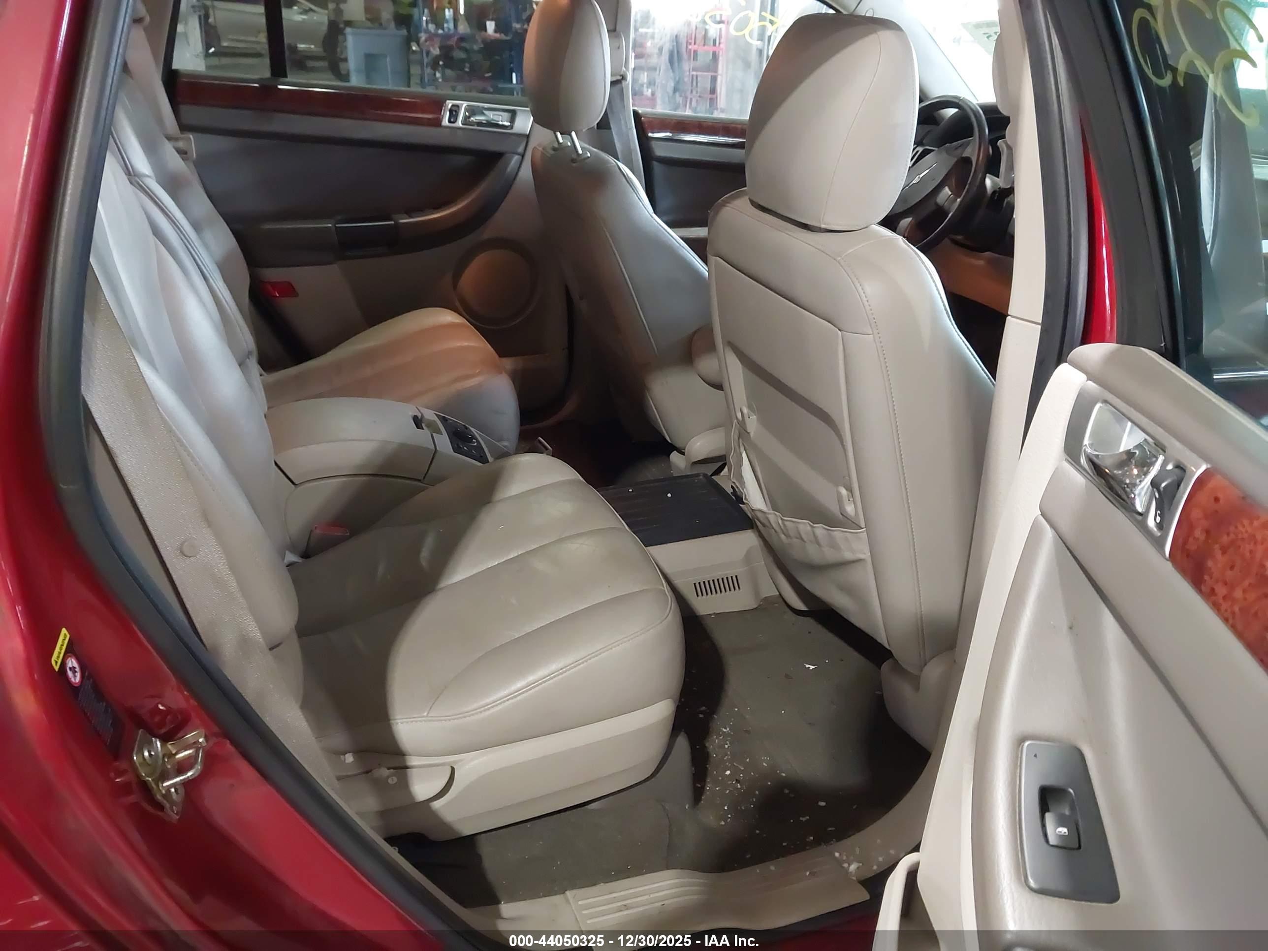 CHRYSLER PACIFICA image 8