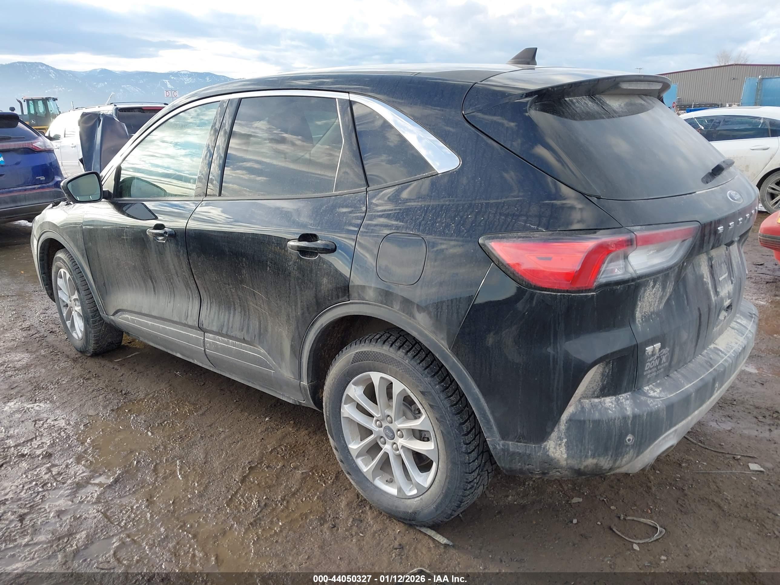 FORD ESCAPE image 3