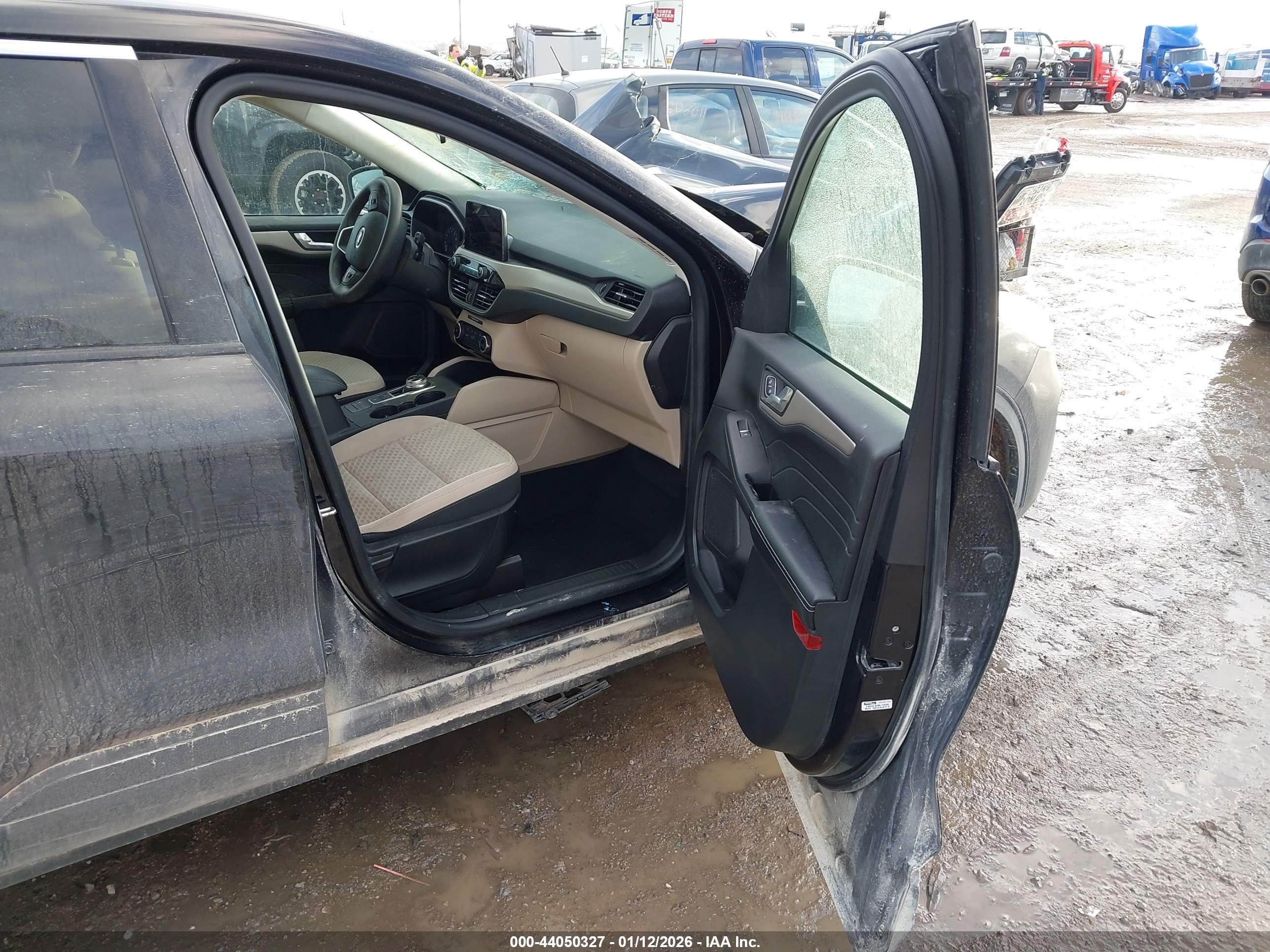 FORD ESCAPE image 5