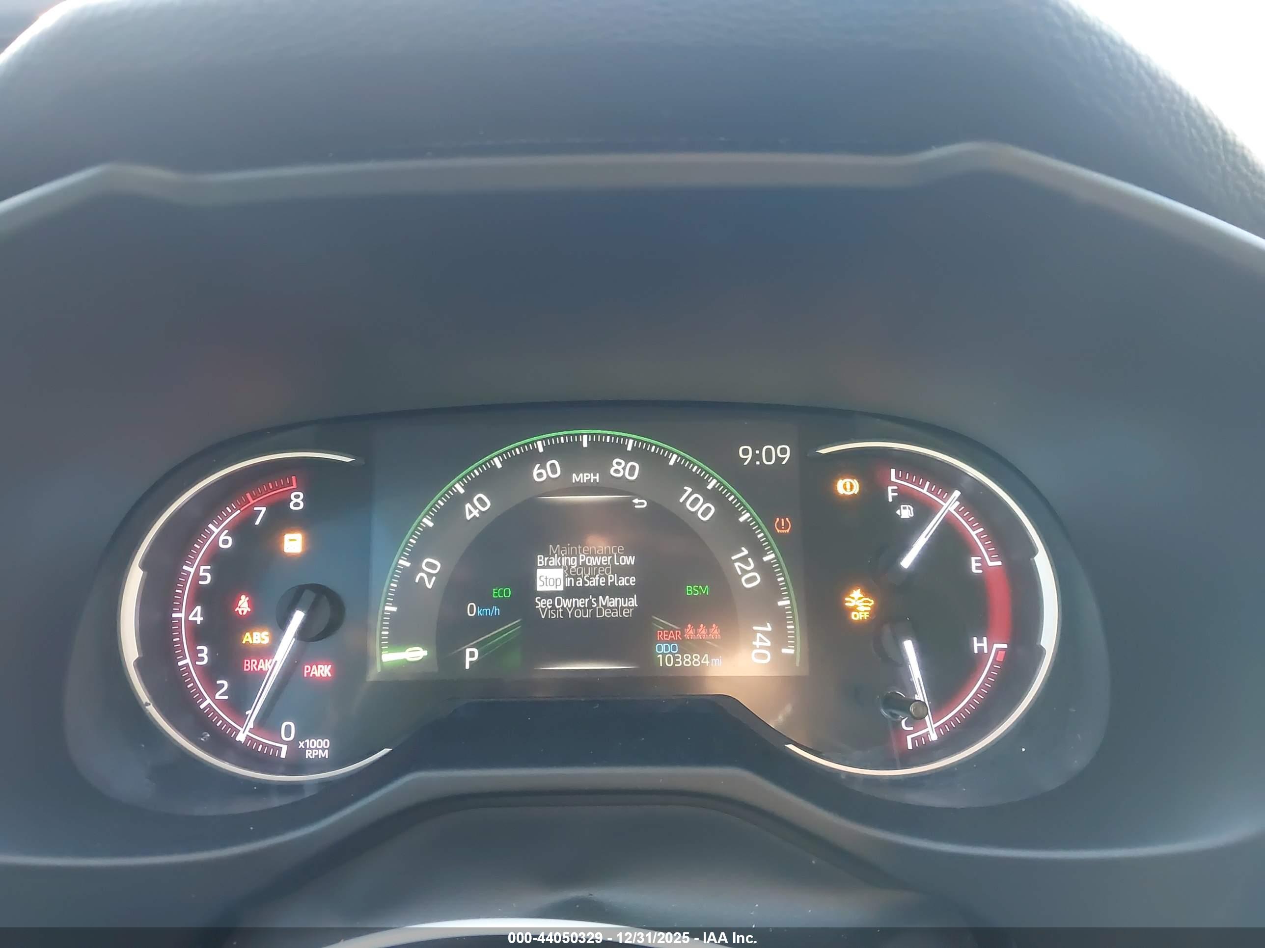 TOYOTA RAV4 image 7