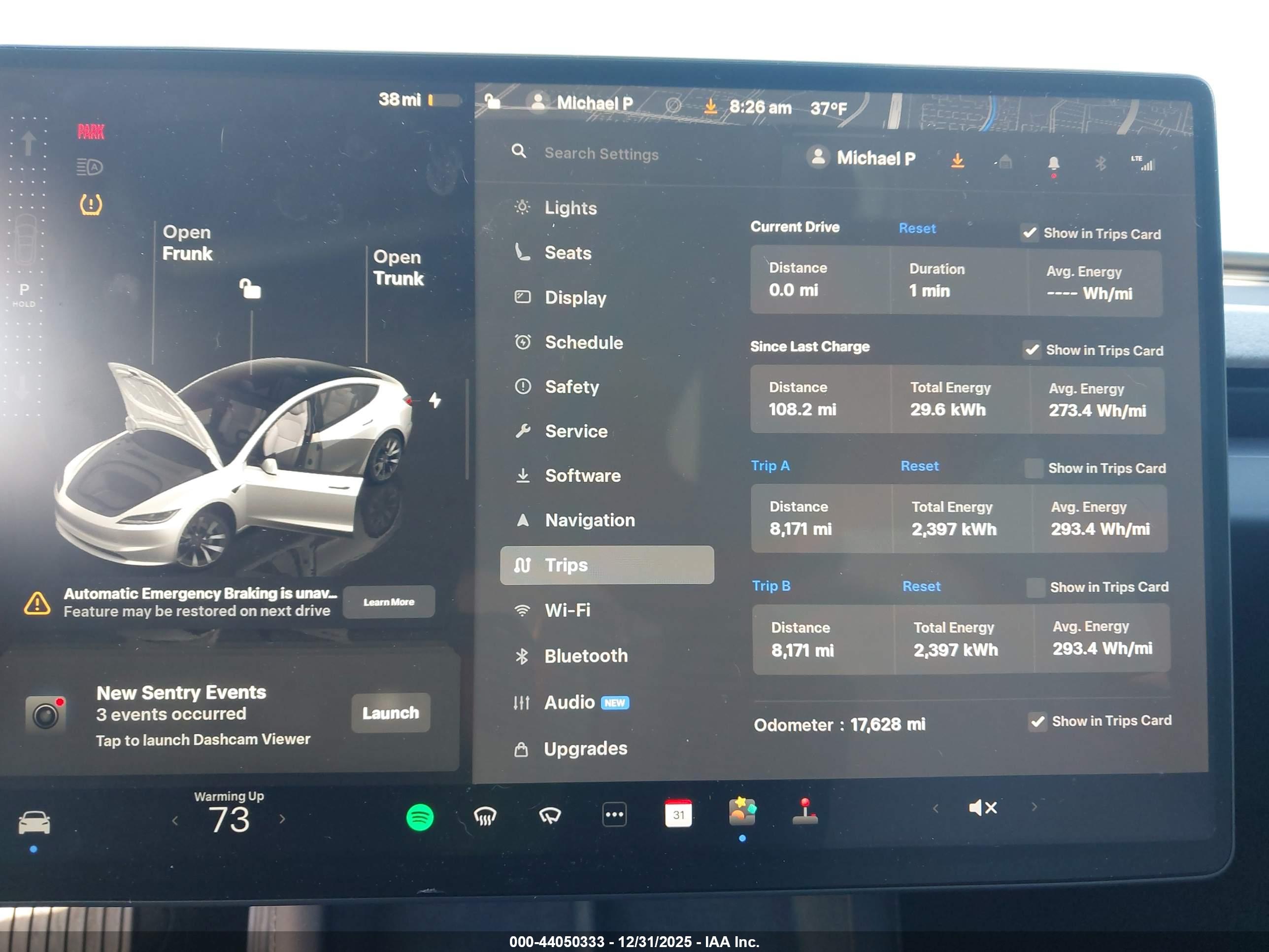 TESLA MODEL image 7