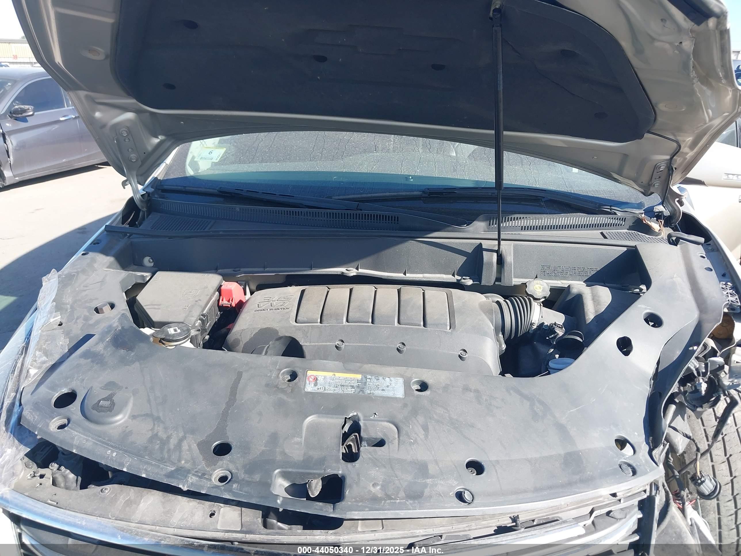 CHEVROLET TRAVERSE image 10