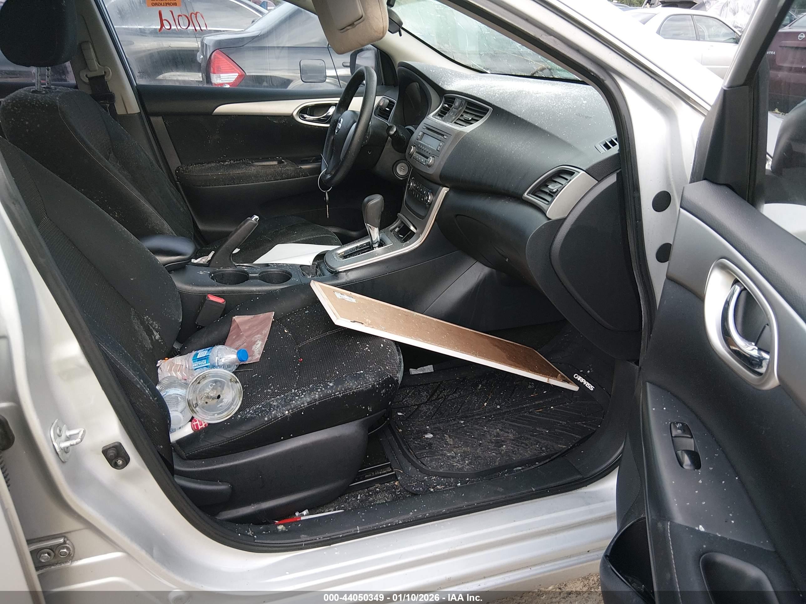 NISSAN SENTRA image 5