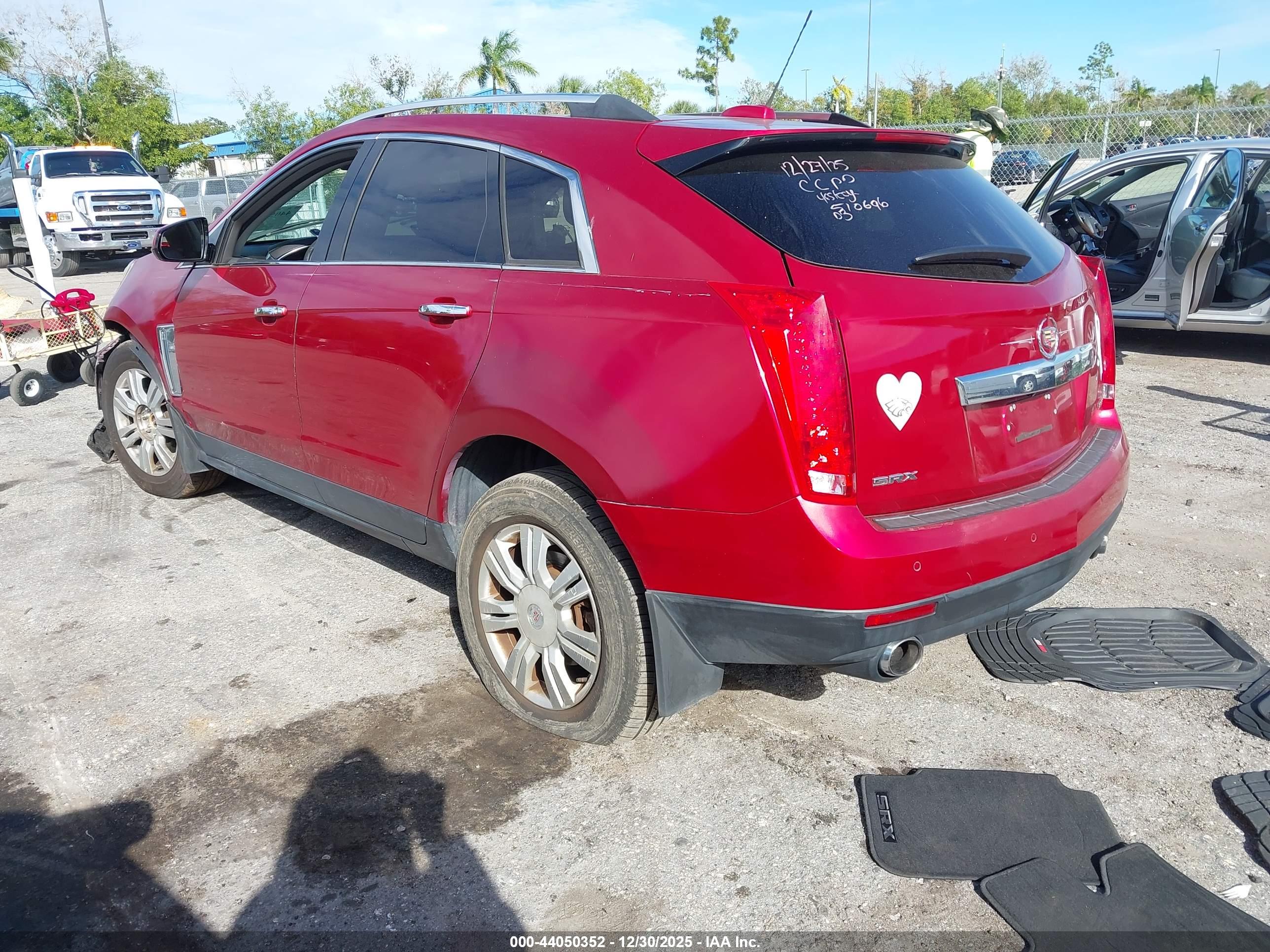 CADILLAC SRX image 3