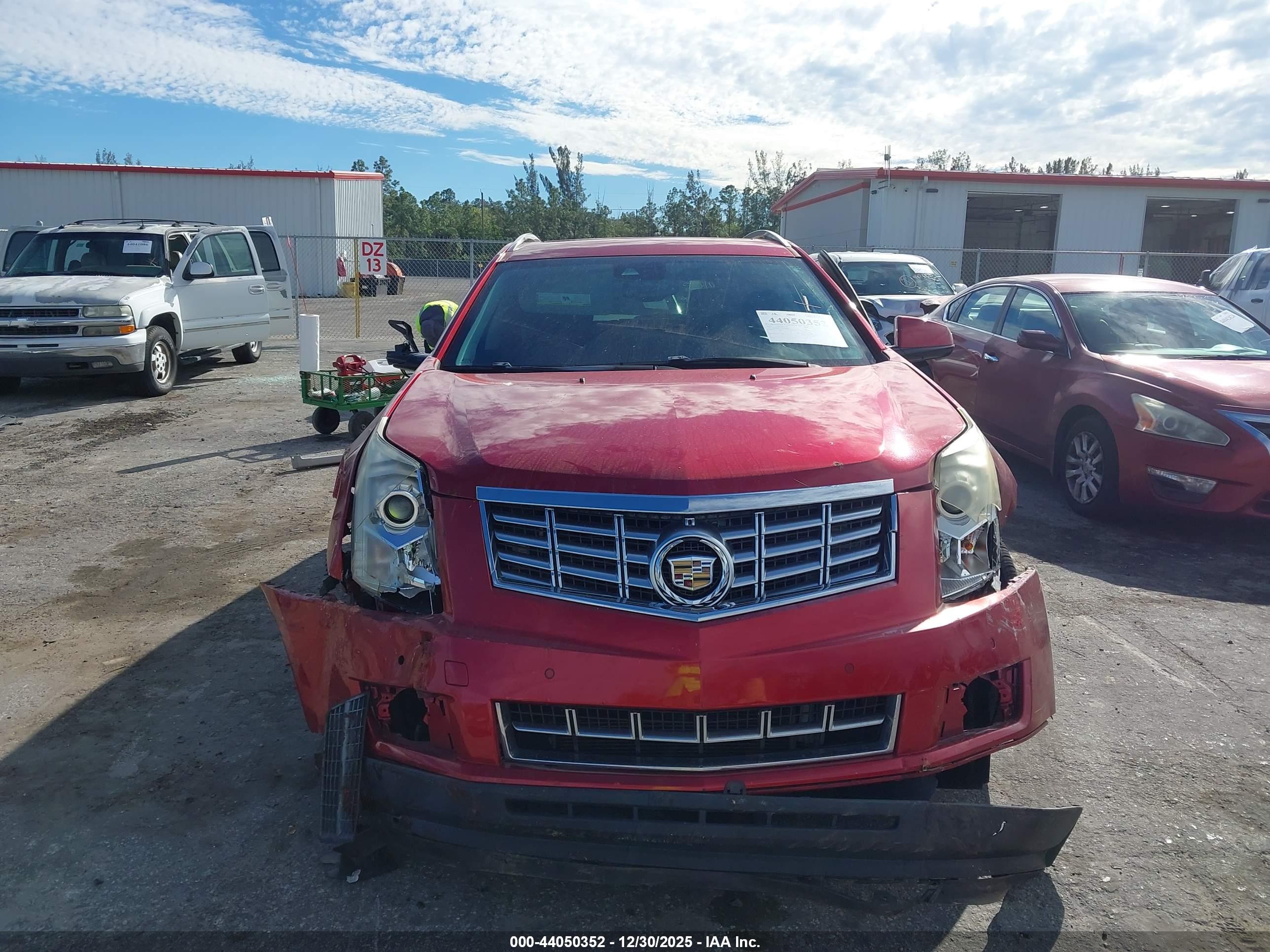 CADILLAC SRX image 6