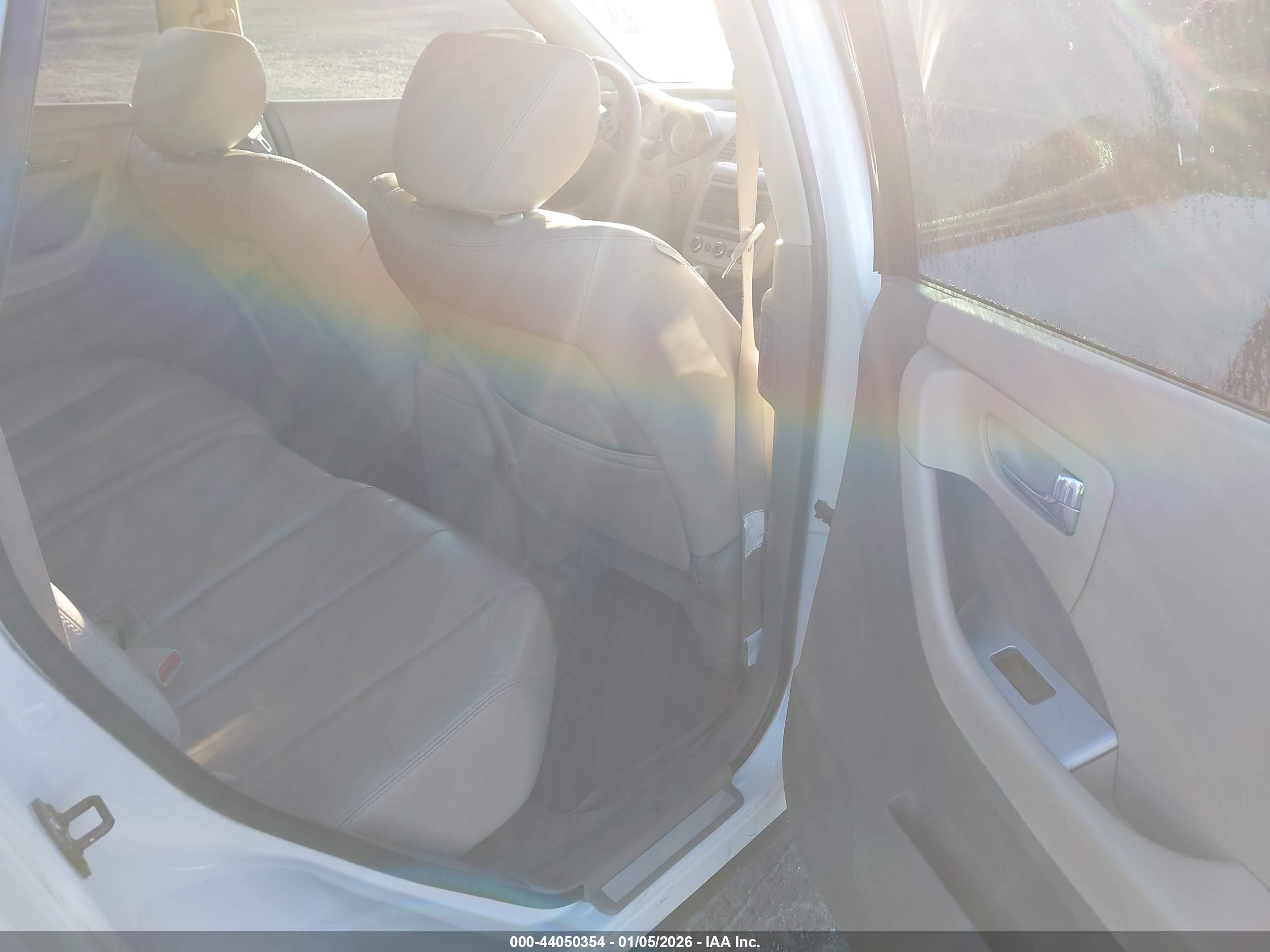 NISSAN MURANO image 8