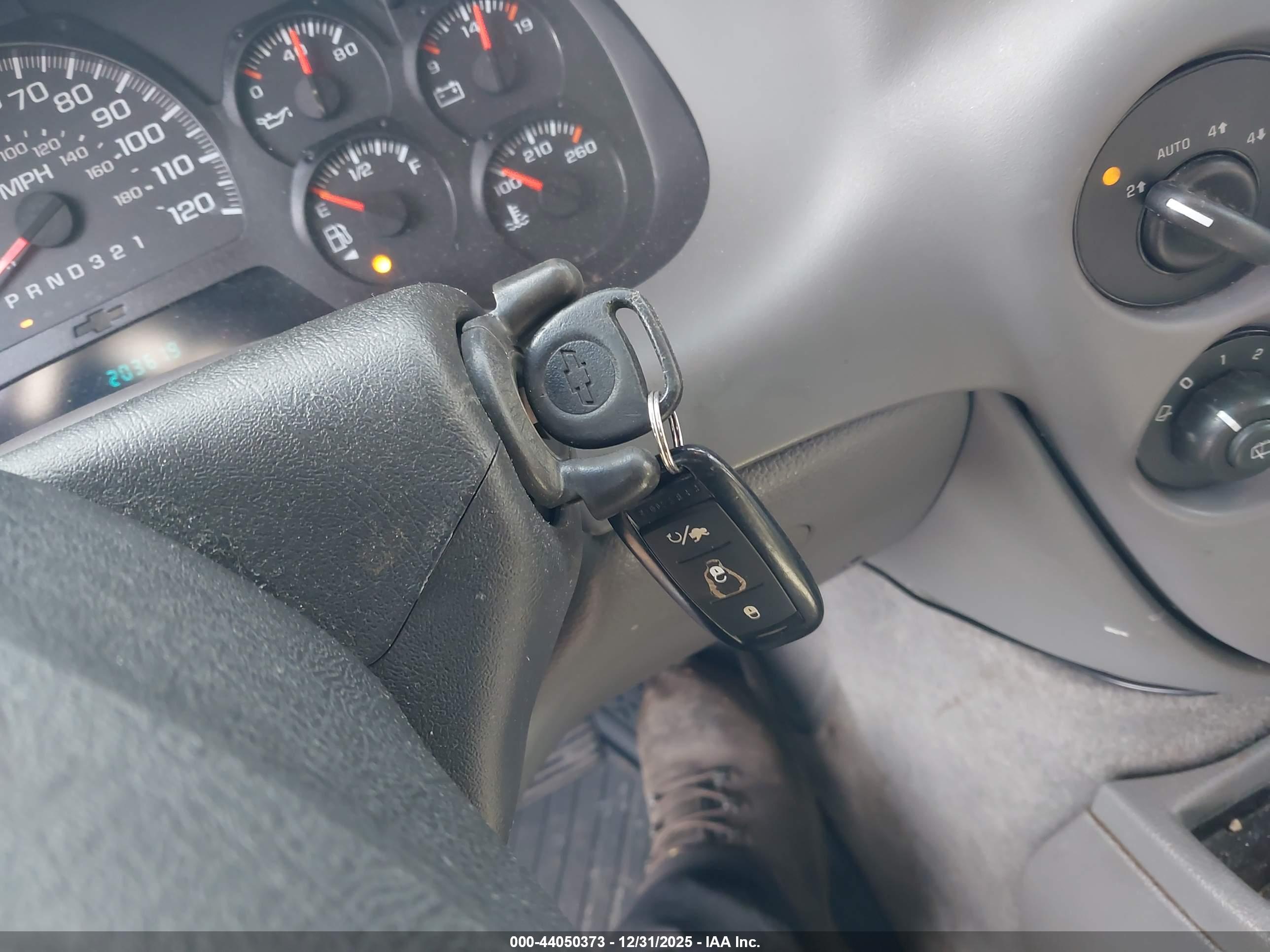 CHEVROLET TRAILBLAZER image 11