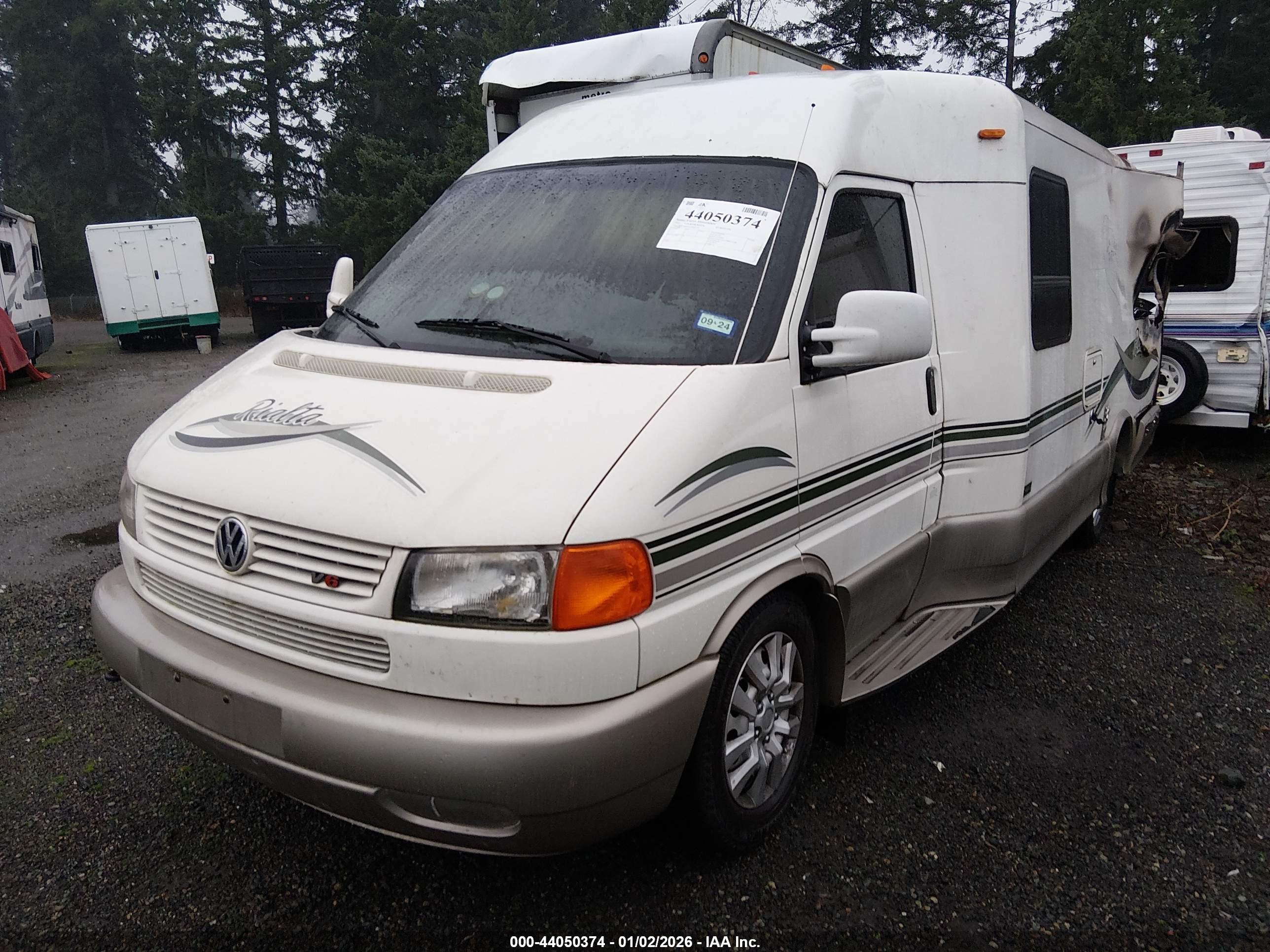 VOLKSWAGEN EUROVAN image 2