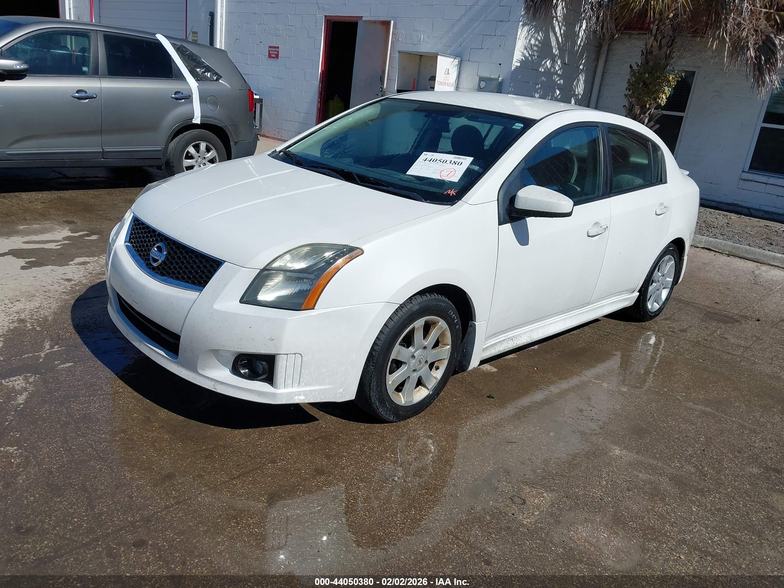 NISSAN SENTRA image 2
