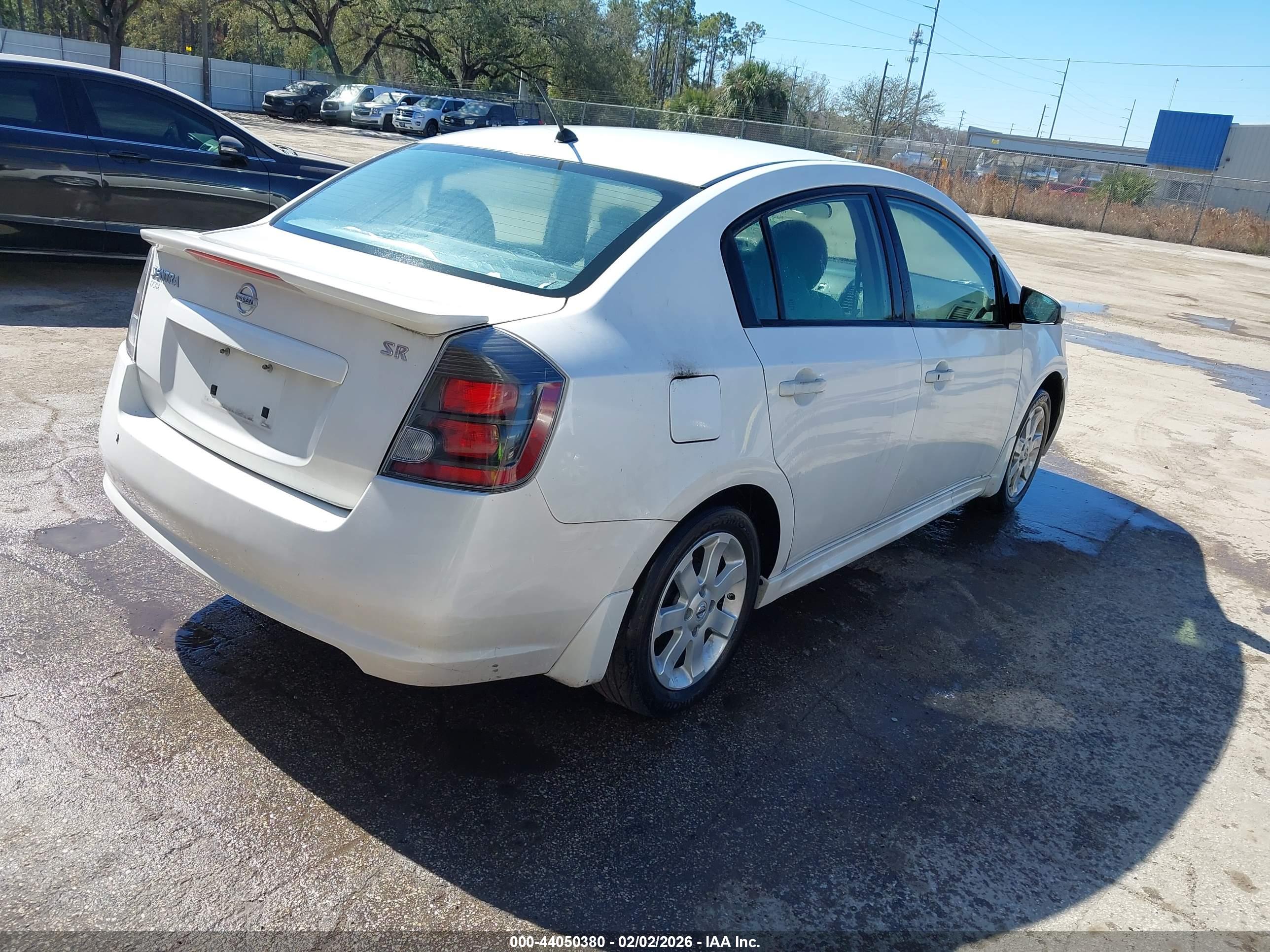 NISSAN SENTRA image 4