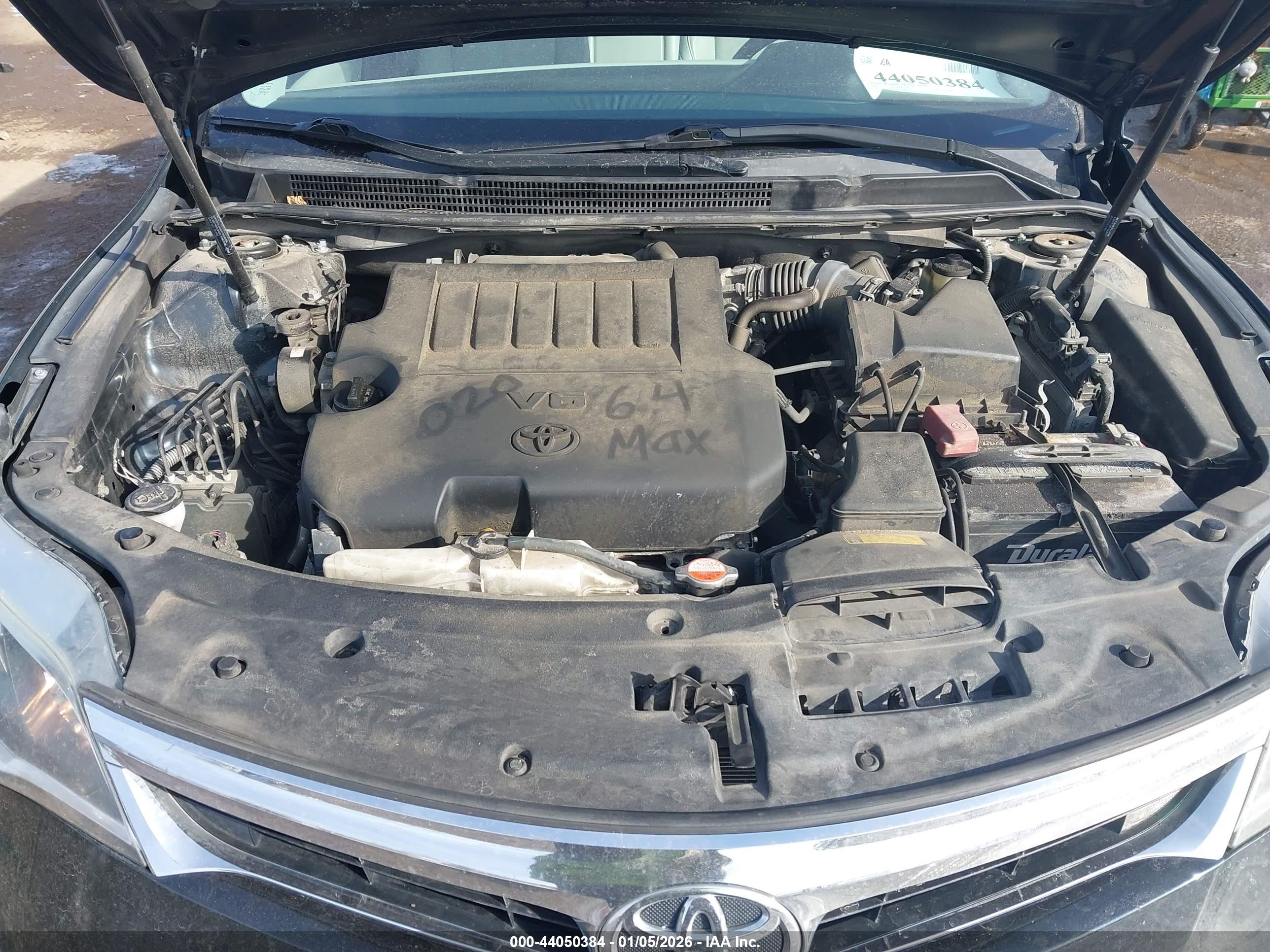 TOYOTA AVALON image 10