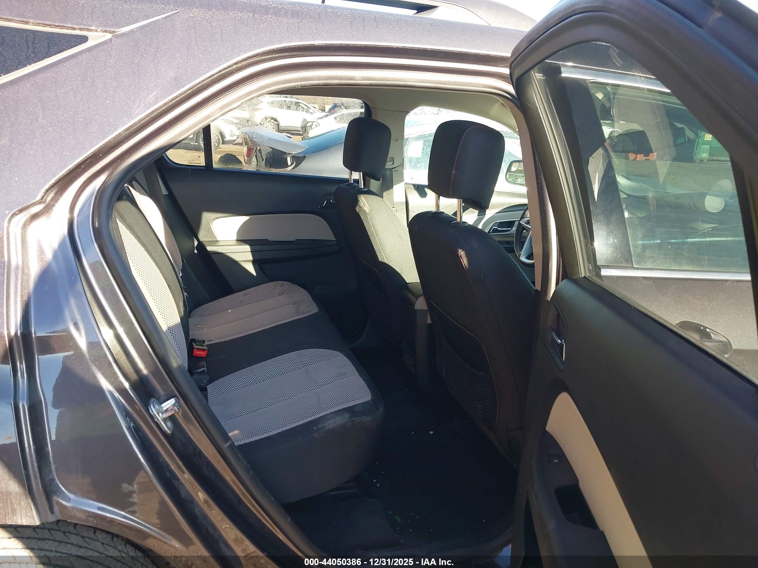 CHEVROLET EQUINOX image 8