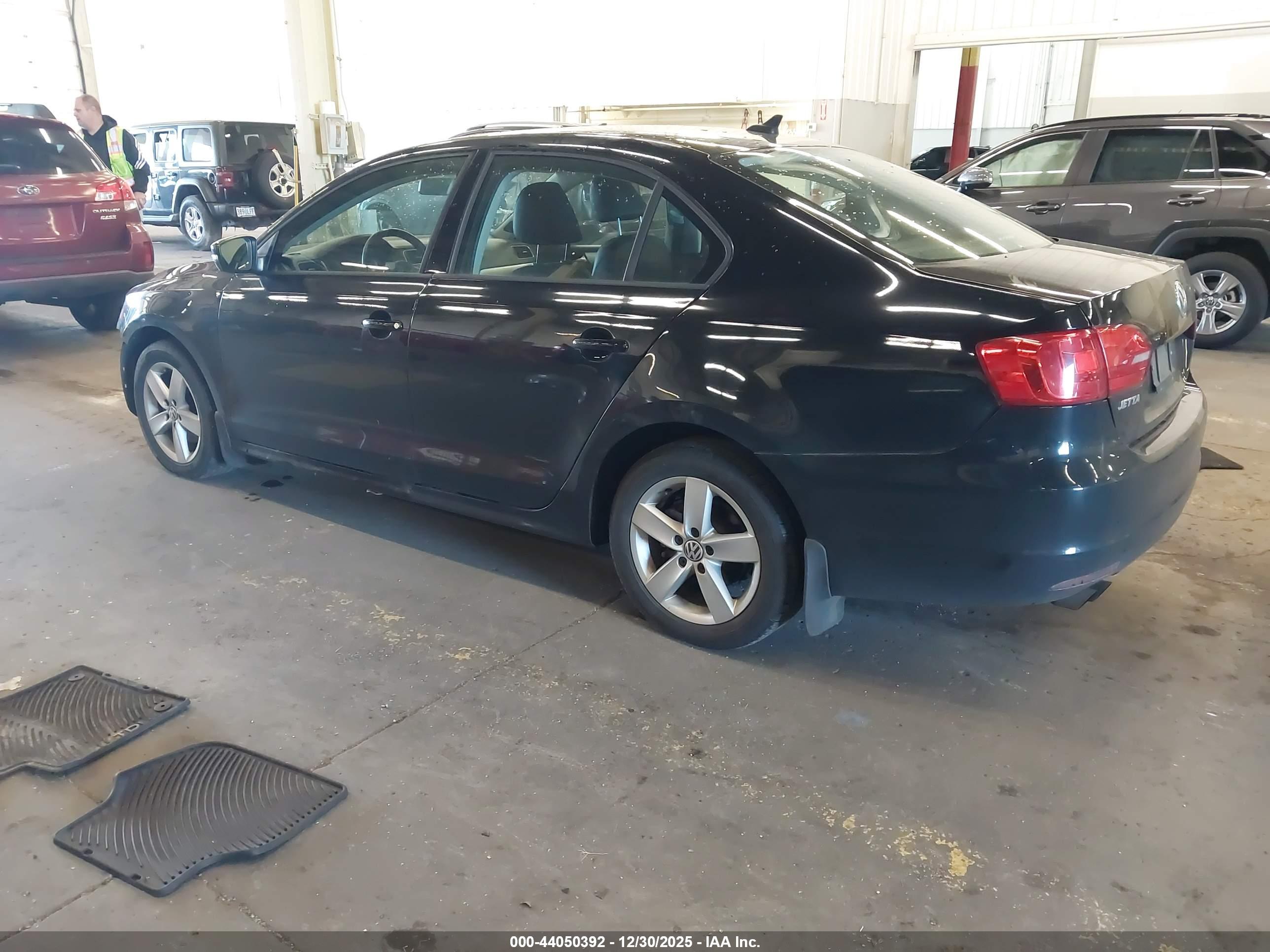 VOLKSWAGEN JETTA image 3
