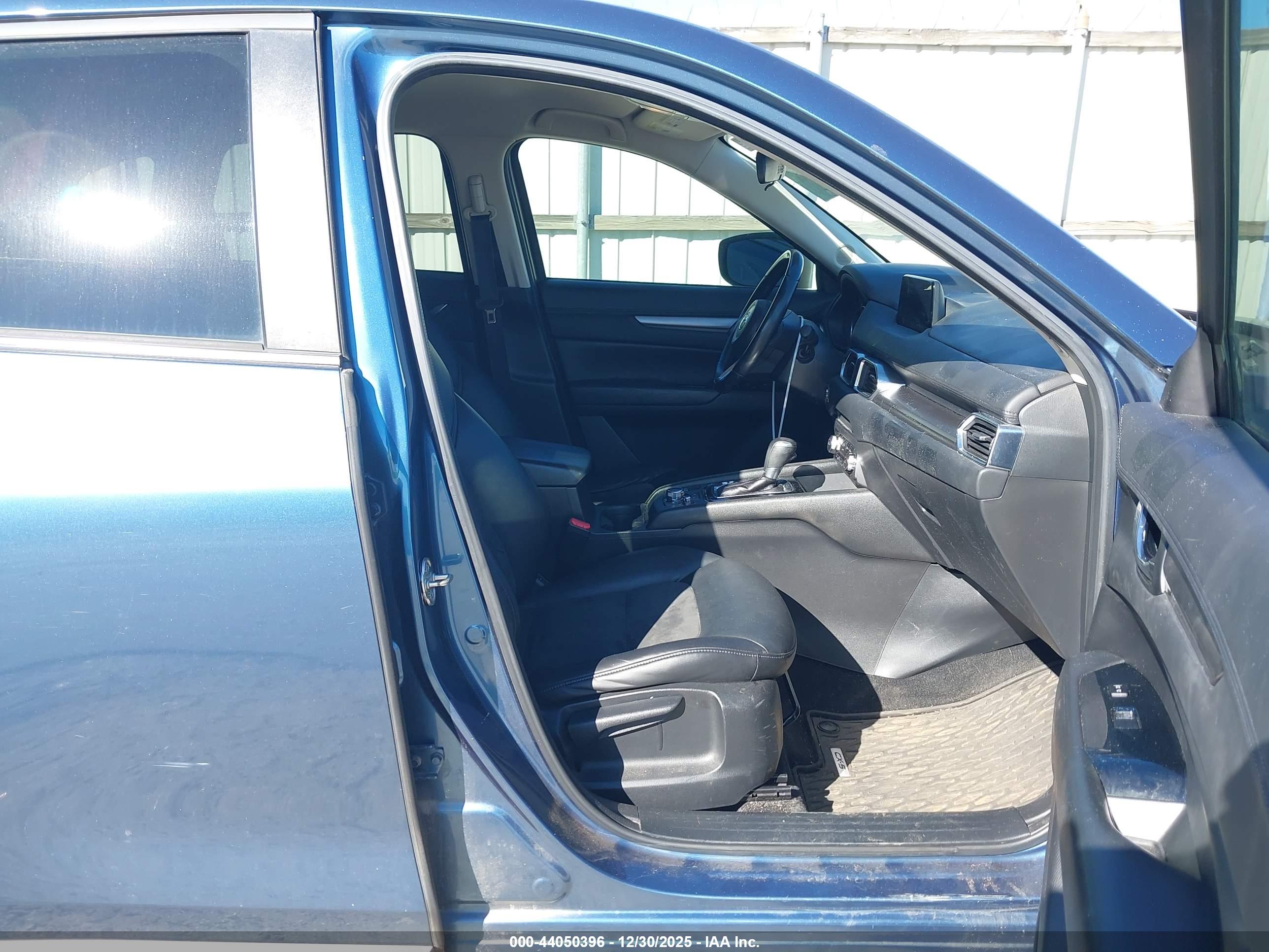 MAZDA CX-5 image 5