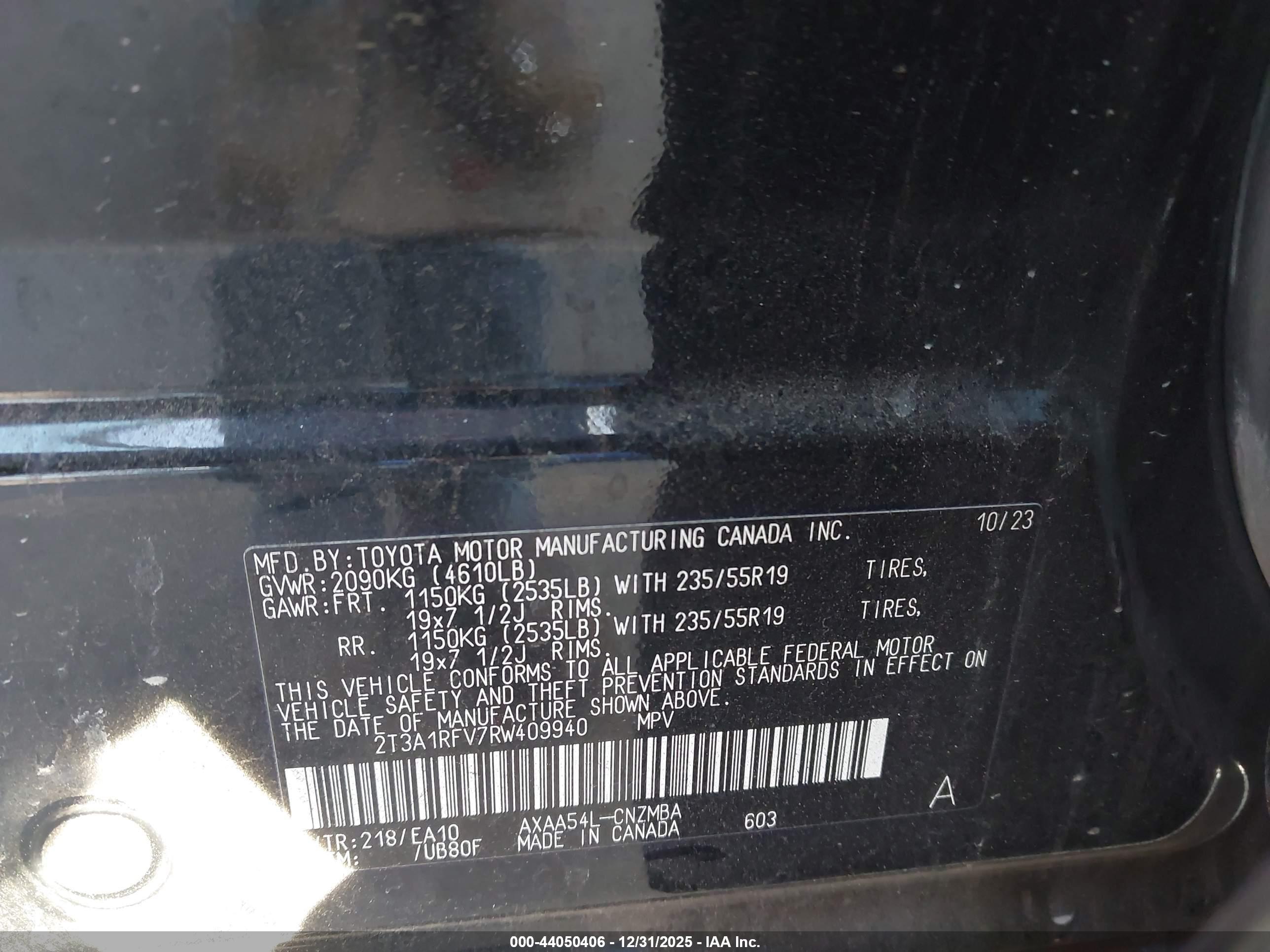 TOYOTA RAV4 image 9