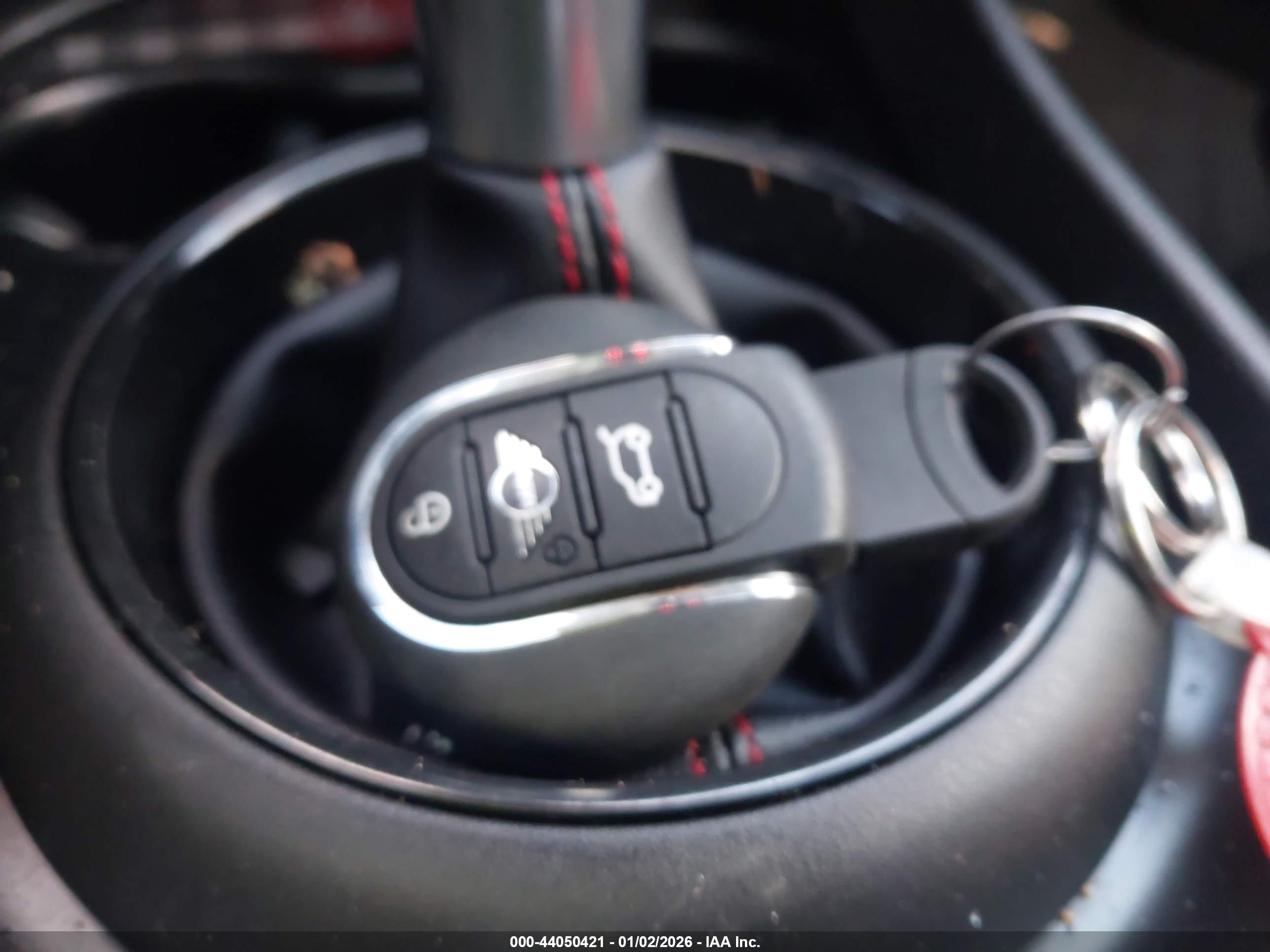 MINI CLUBMAN image 11