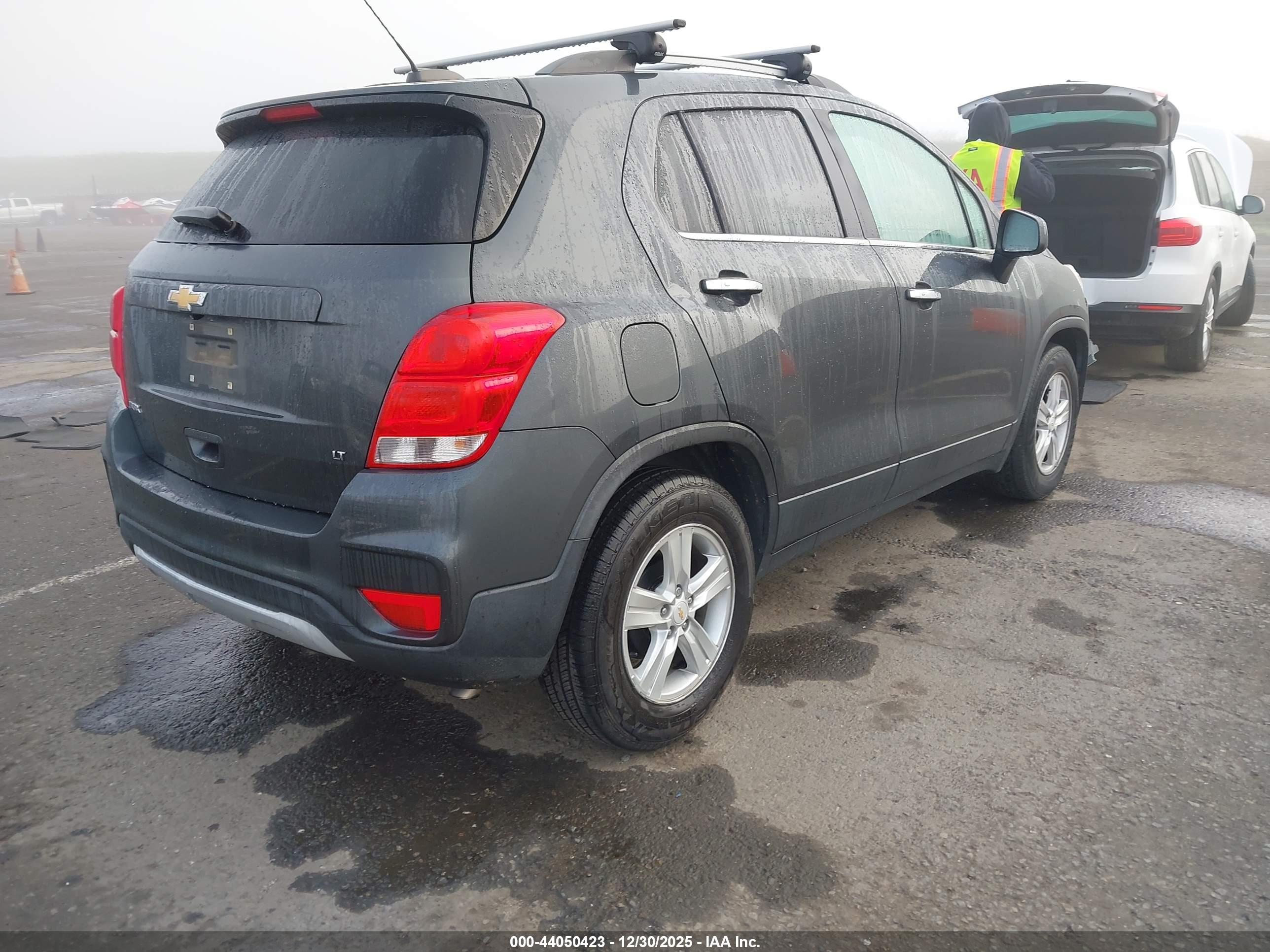 CHEVROLET TRAX image 4