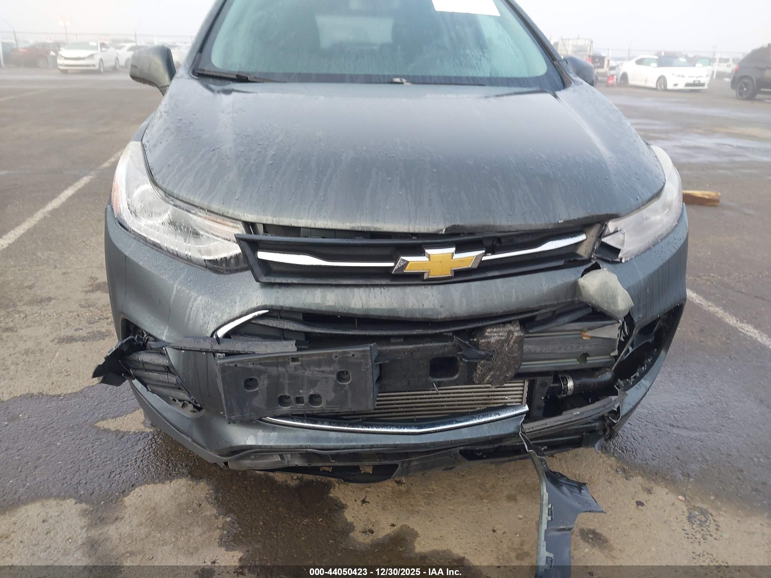CHEVROLET TRAX image 6