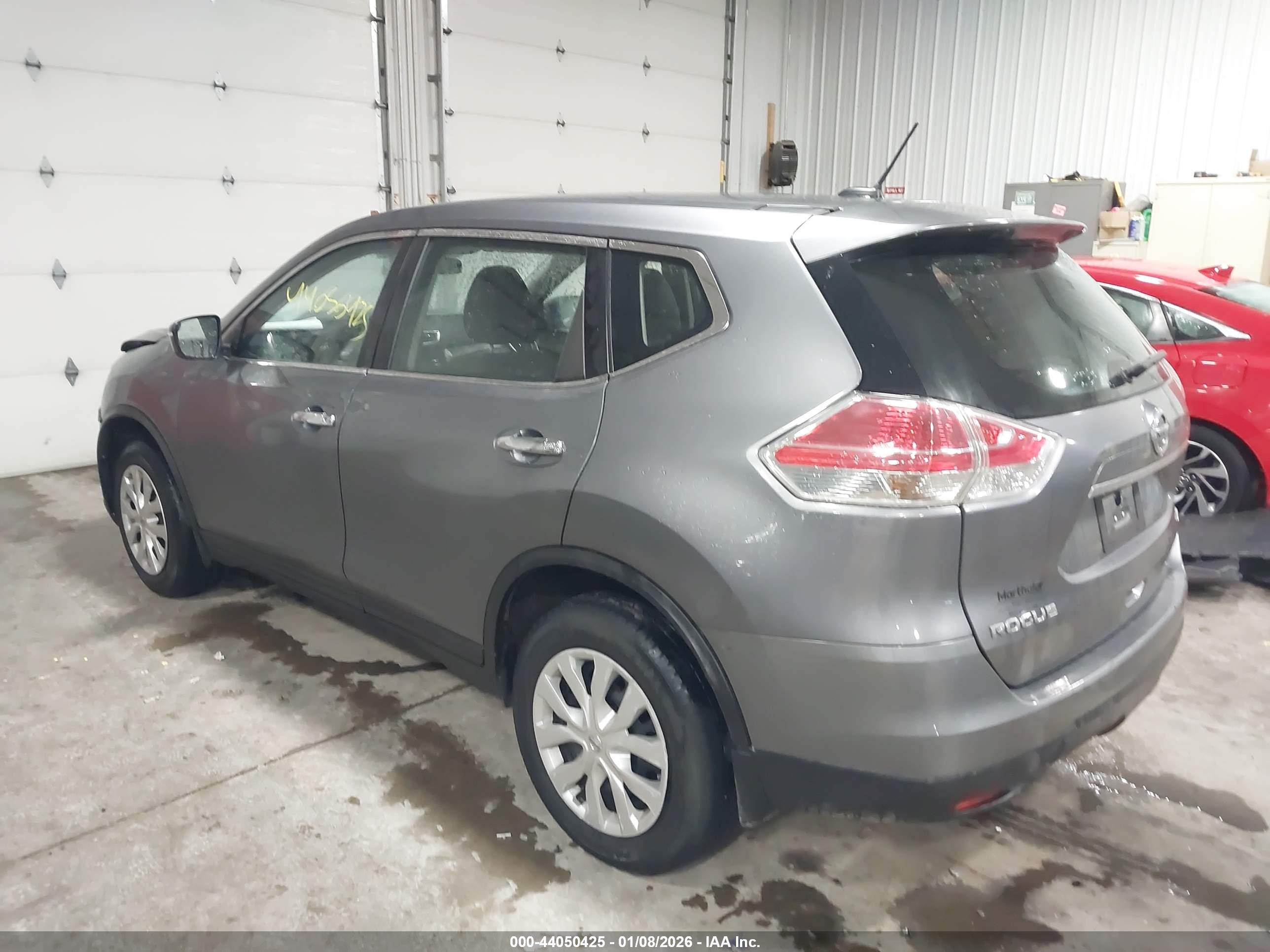 NISSAN ROGUE image 3