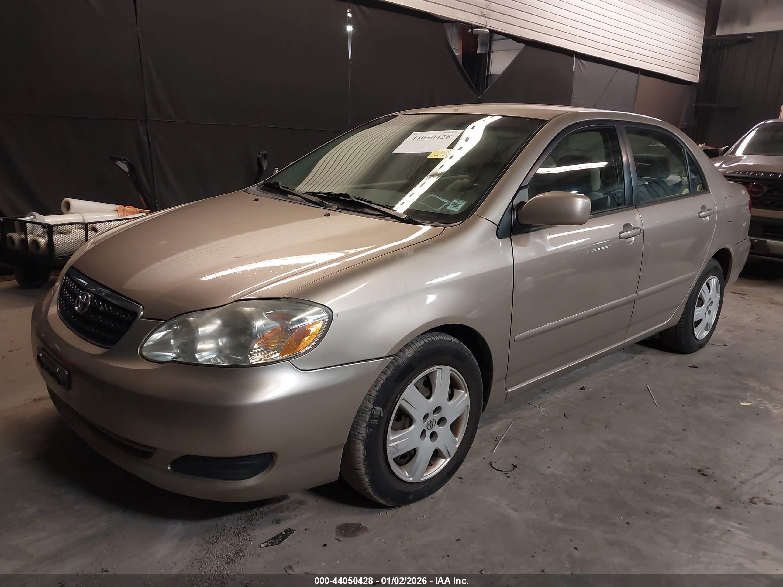 TOYOTA COROLLA image 2