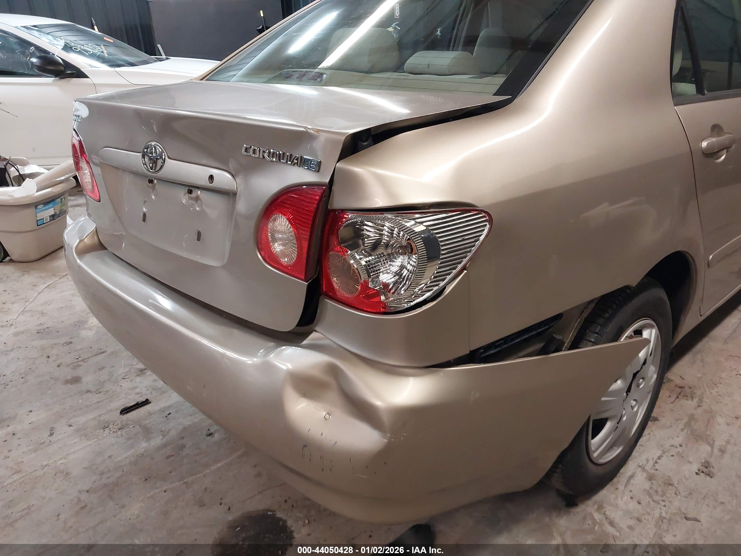 TOYOTA COROLLA image 6