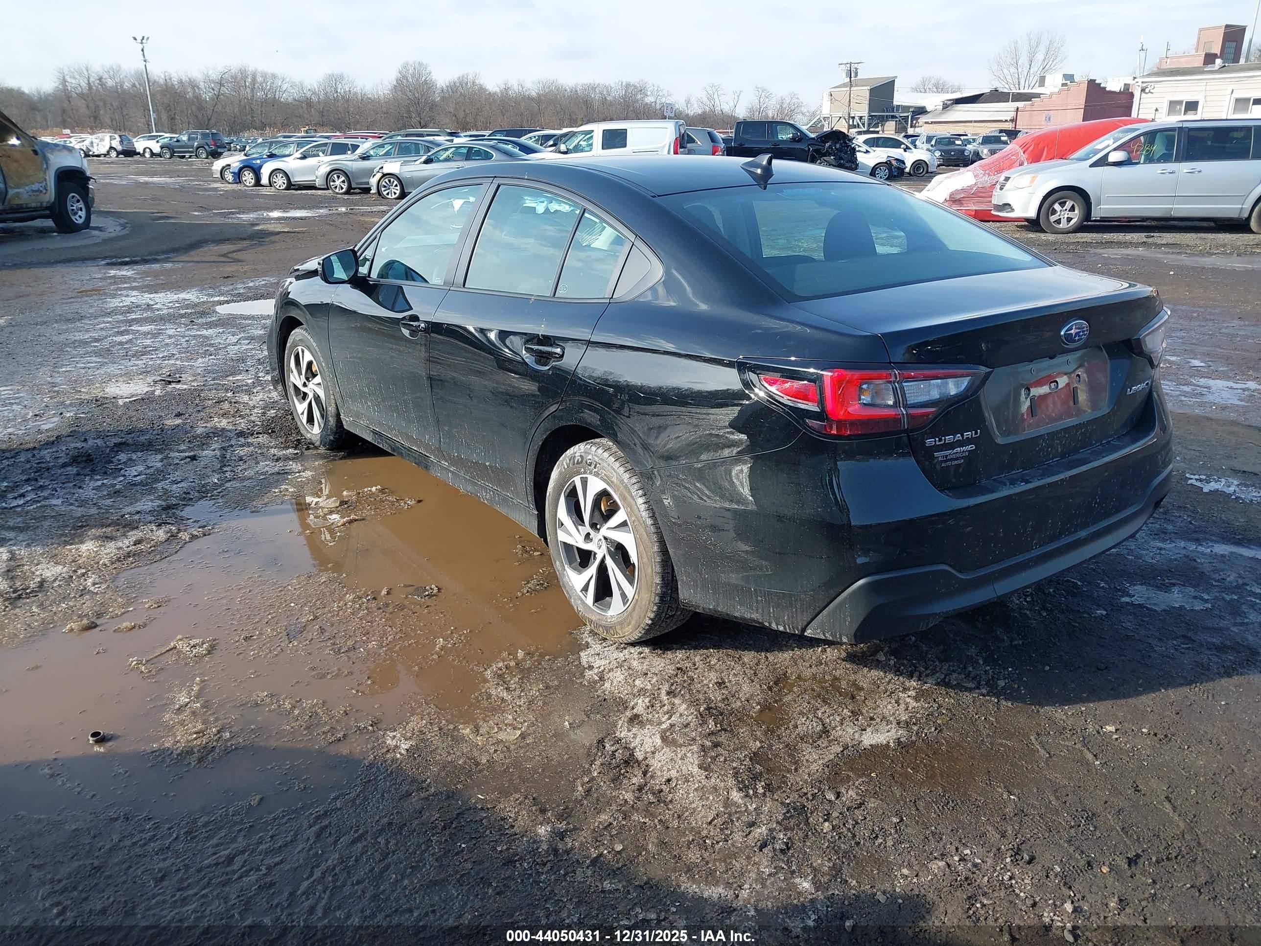 SUBARU LEGACY image 3