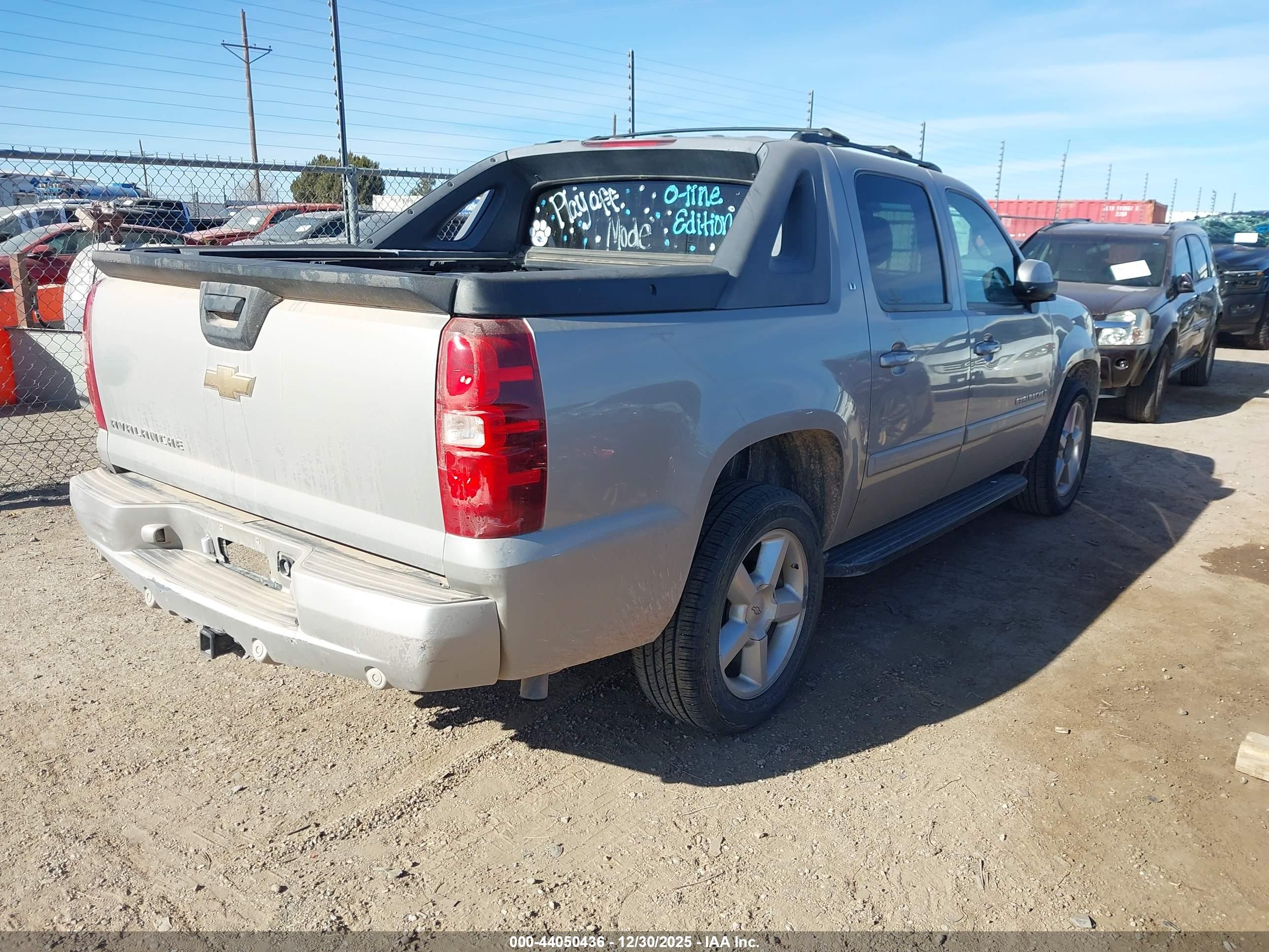 CHEVROLET AVALANCHE image 4