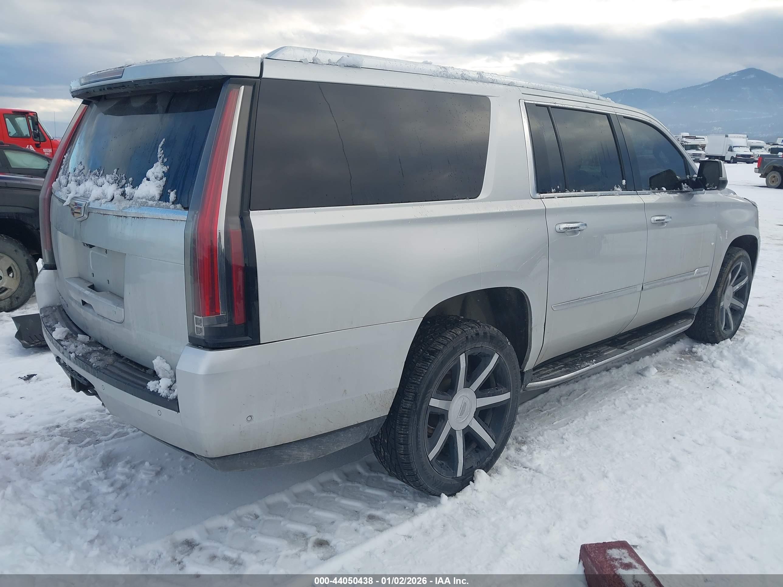 CADILLAC ESCALADE image 4