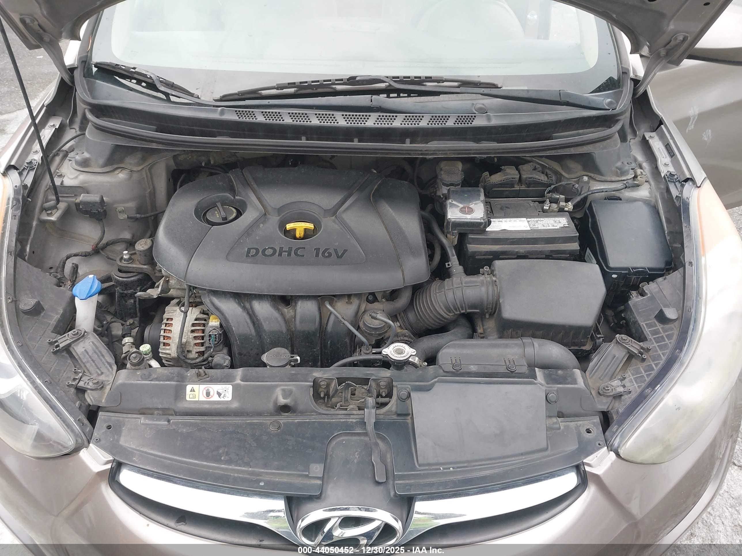 HYUNDAI ELANTRA image 10