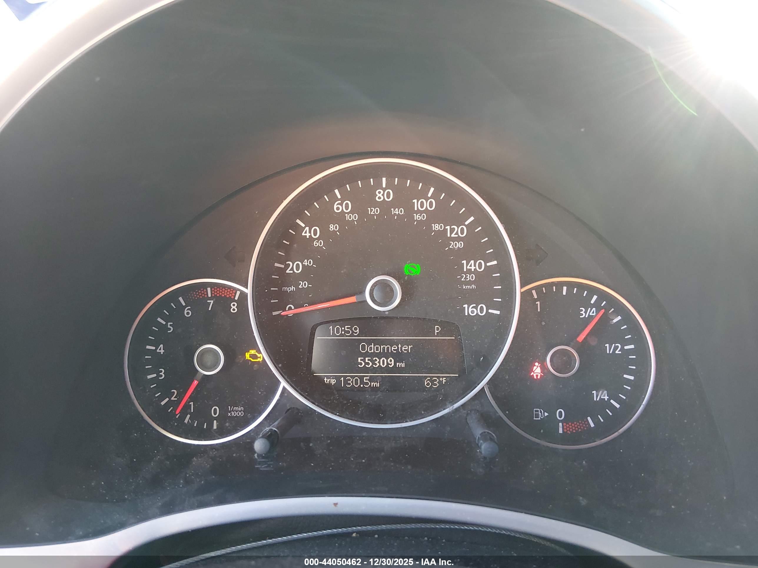 VOLKSWAGEN BEETLE image 7