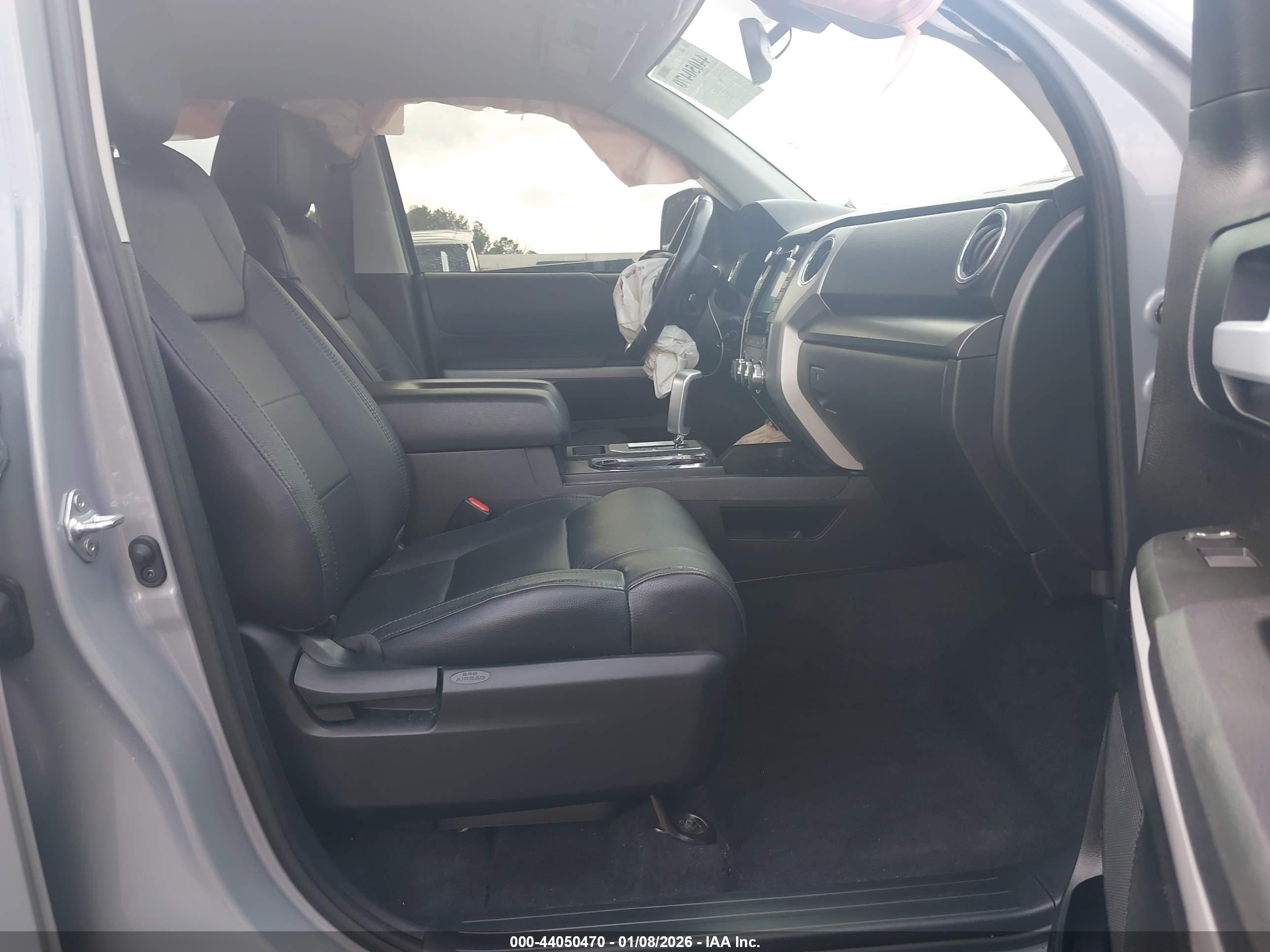 TOYOTA TUNDRA image 5