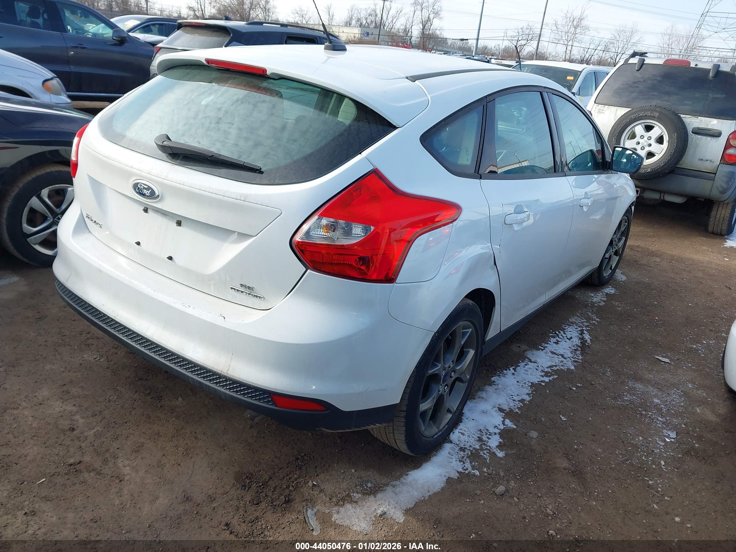 FORD FOCUS image 4