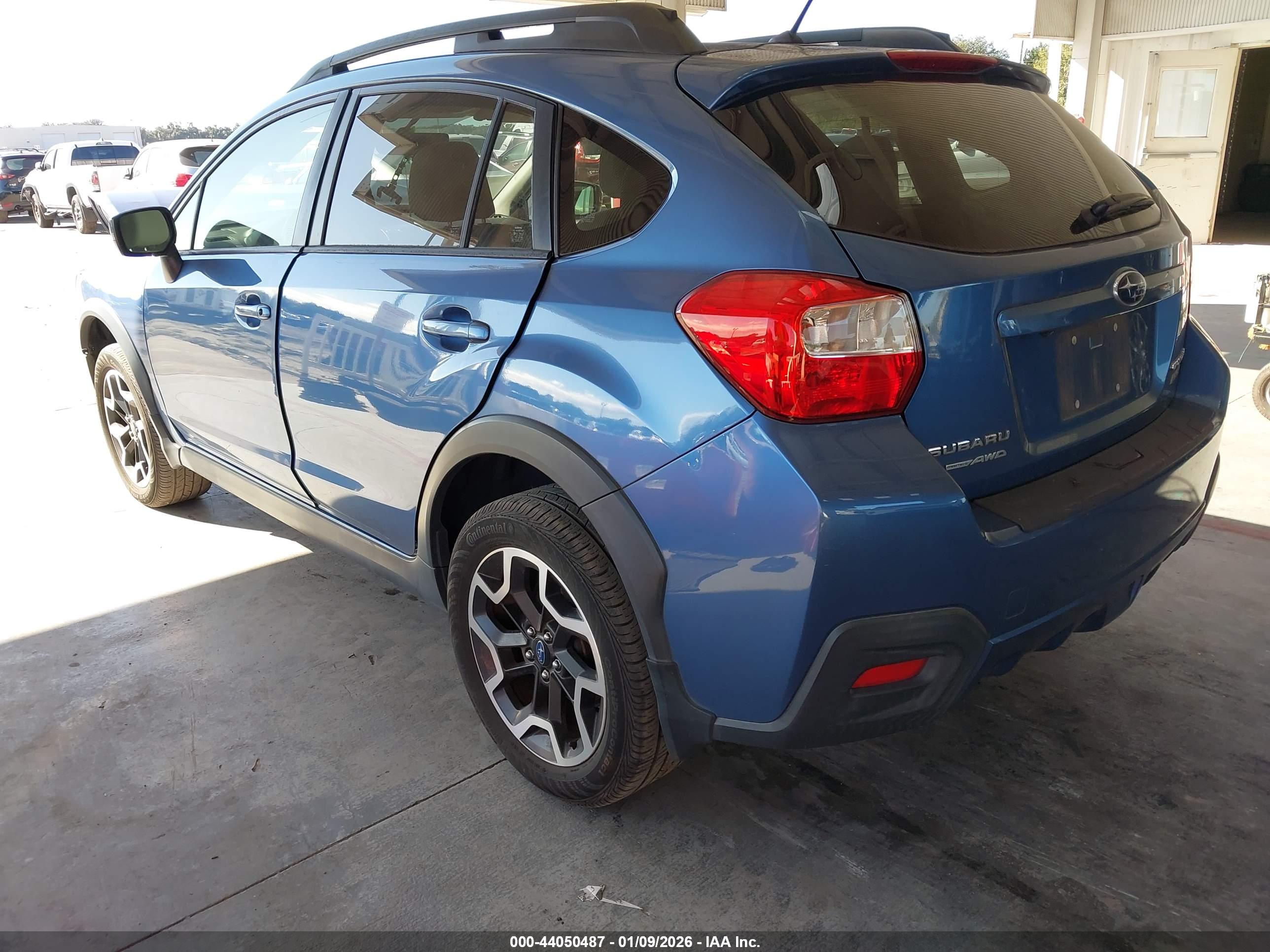 SUBARU CROSSTREK image 3