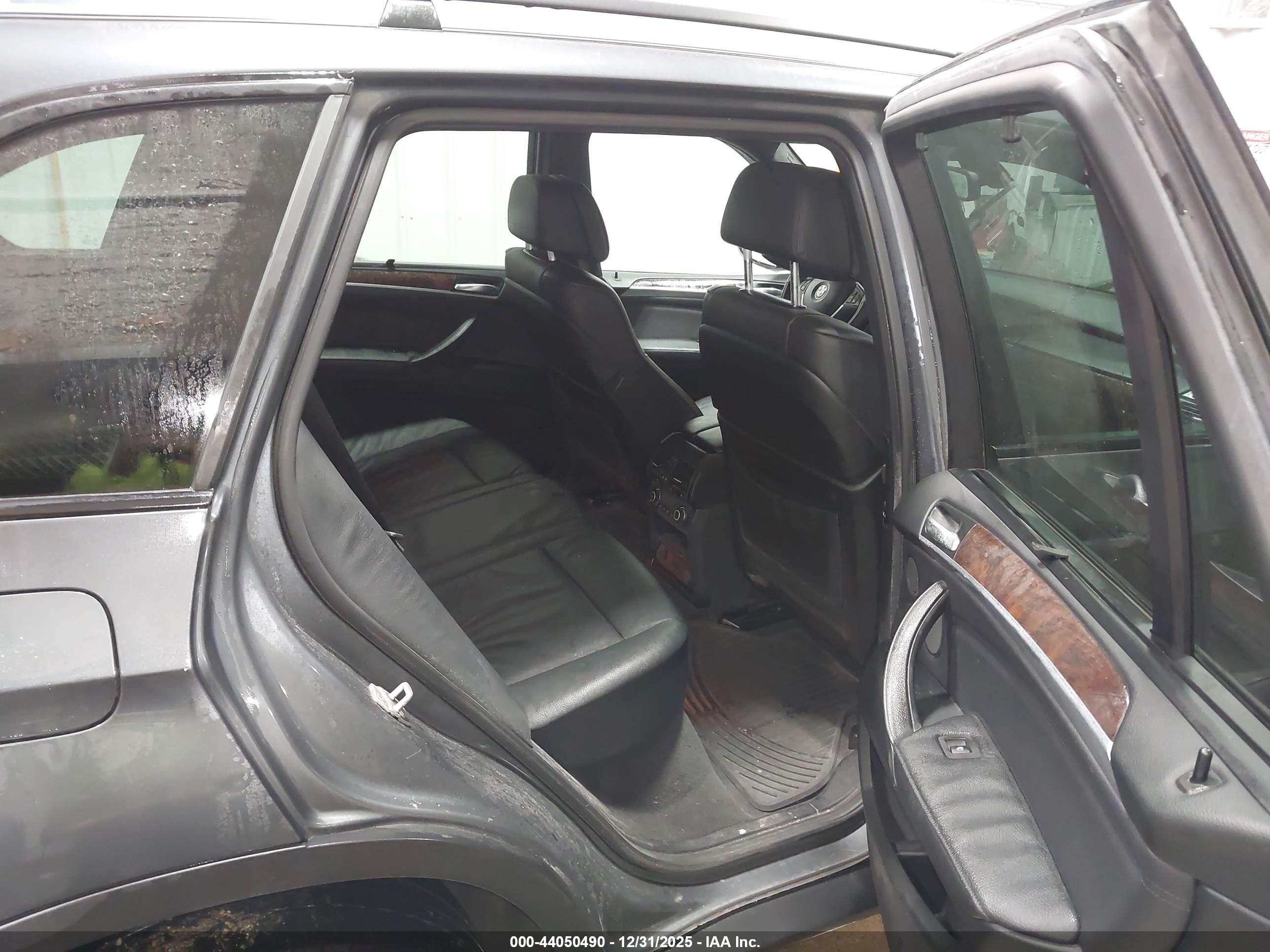 BMW X5 image 8