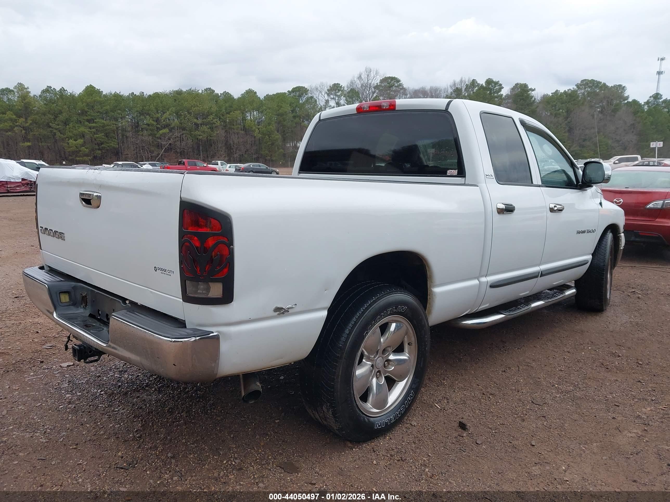 DODGE RAM image 4