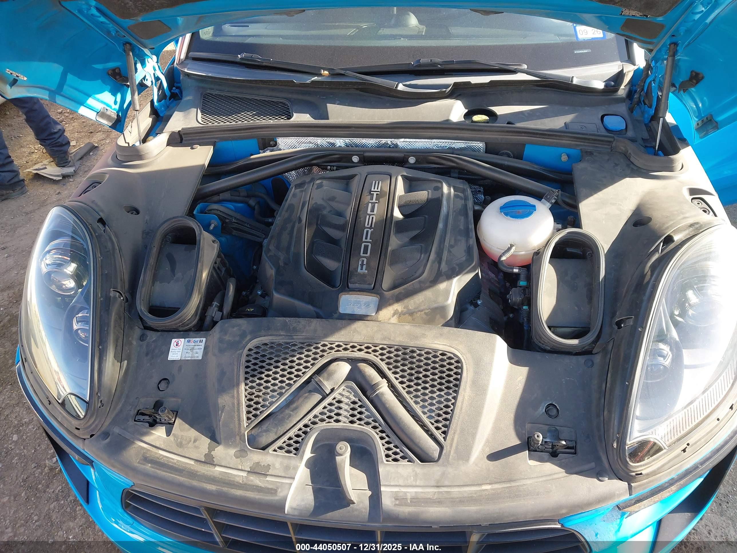 PORSCHE MACAN image 10