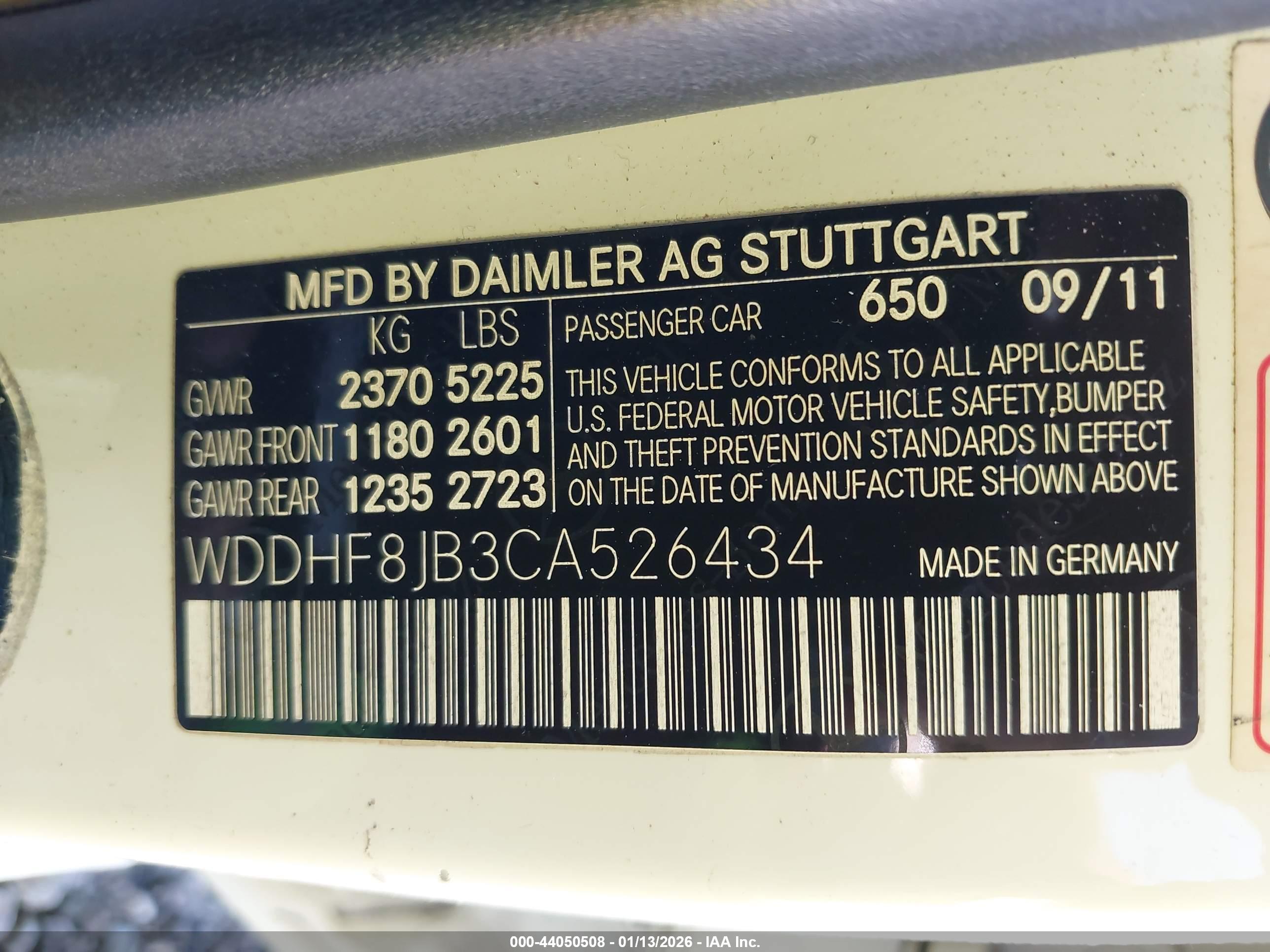 MERCEDES-BENZ E image 9