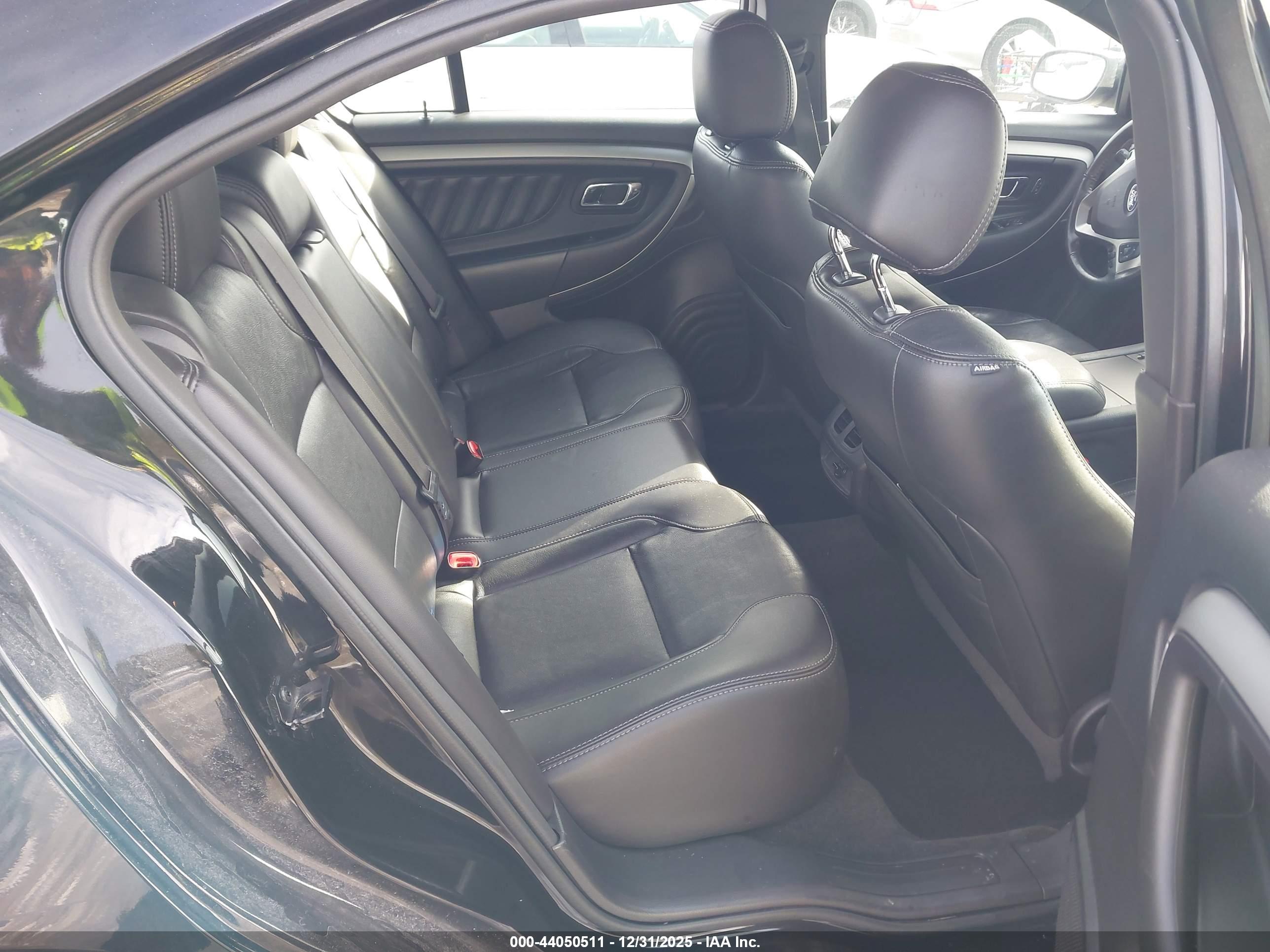 FORD TAURUS image 8