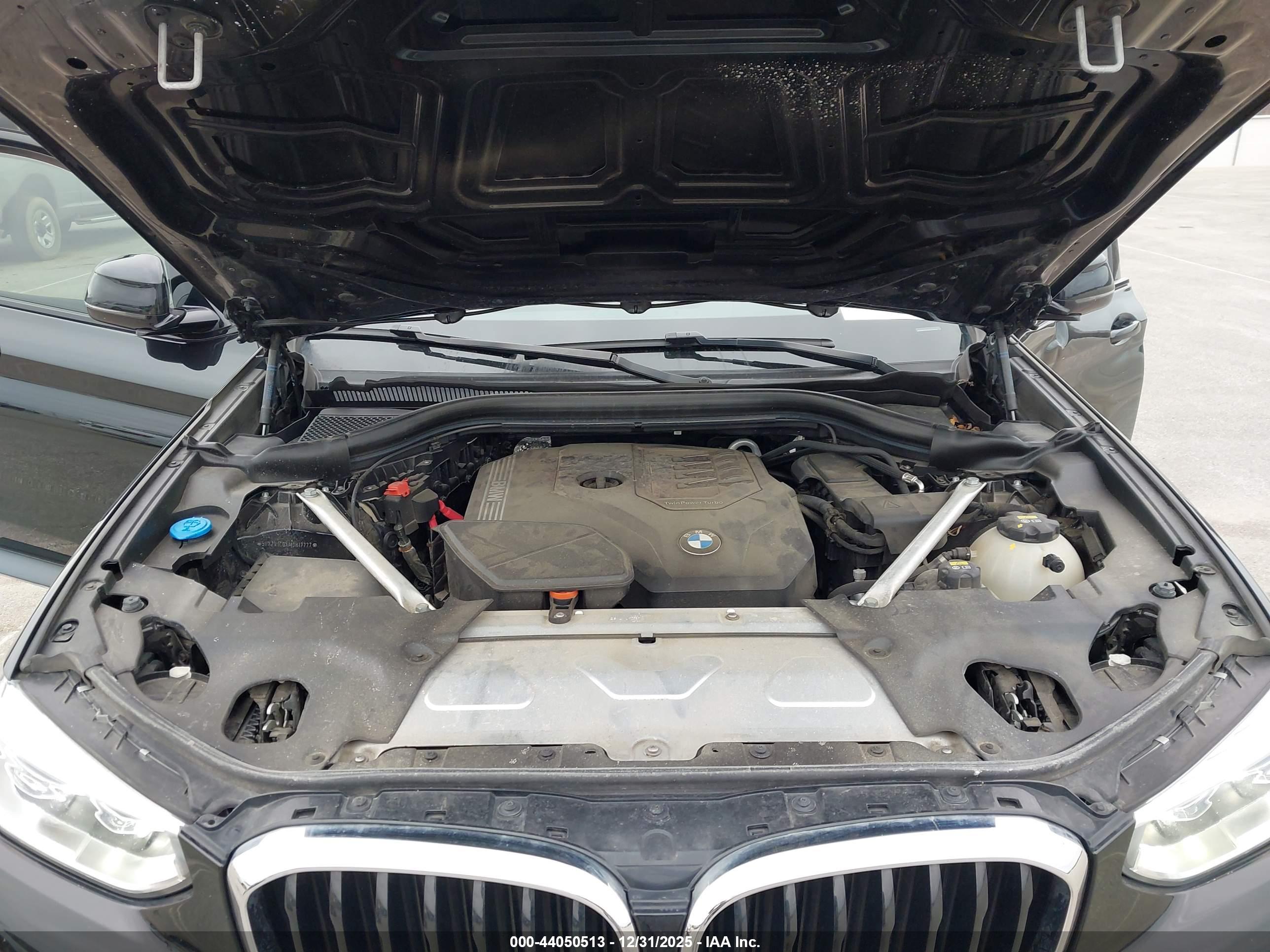 BMW X4 image 10