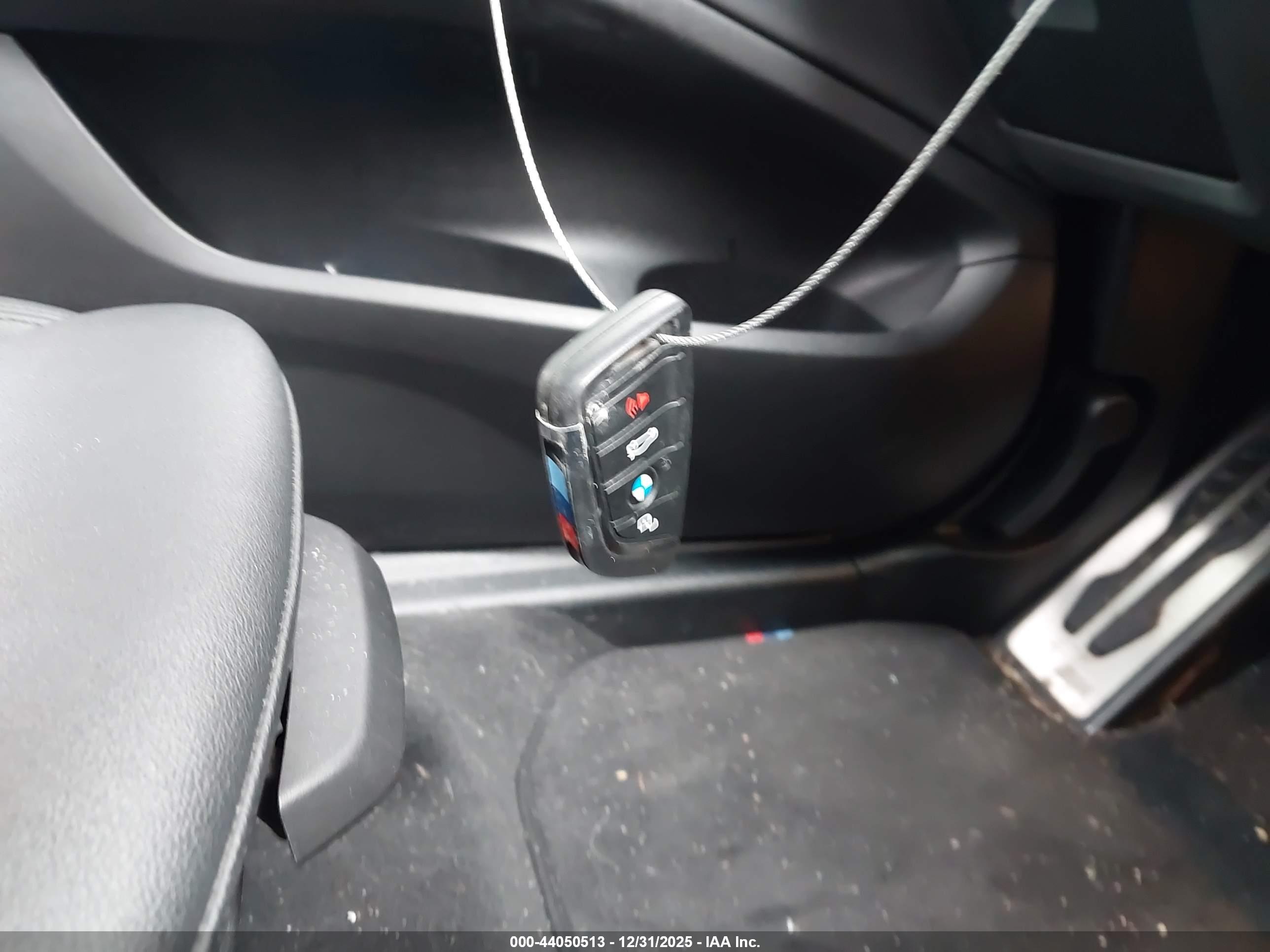 BMW X4 image 11