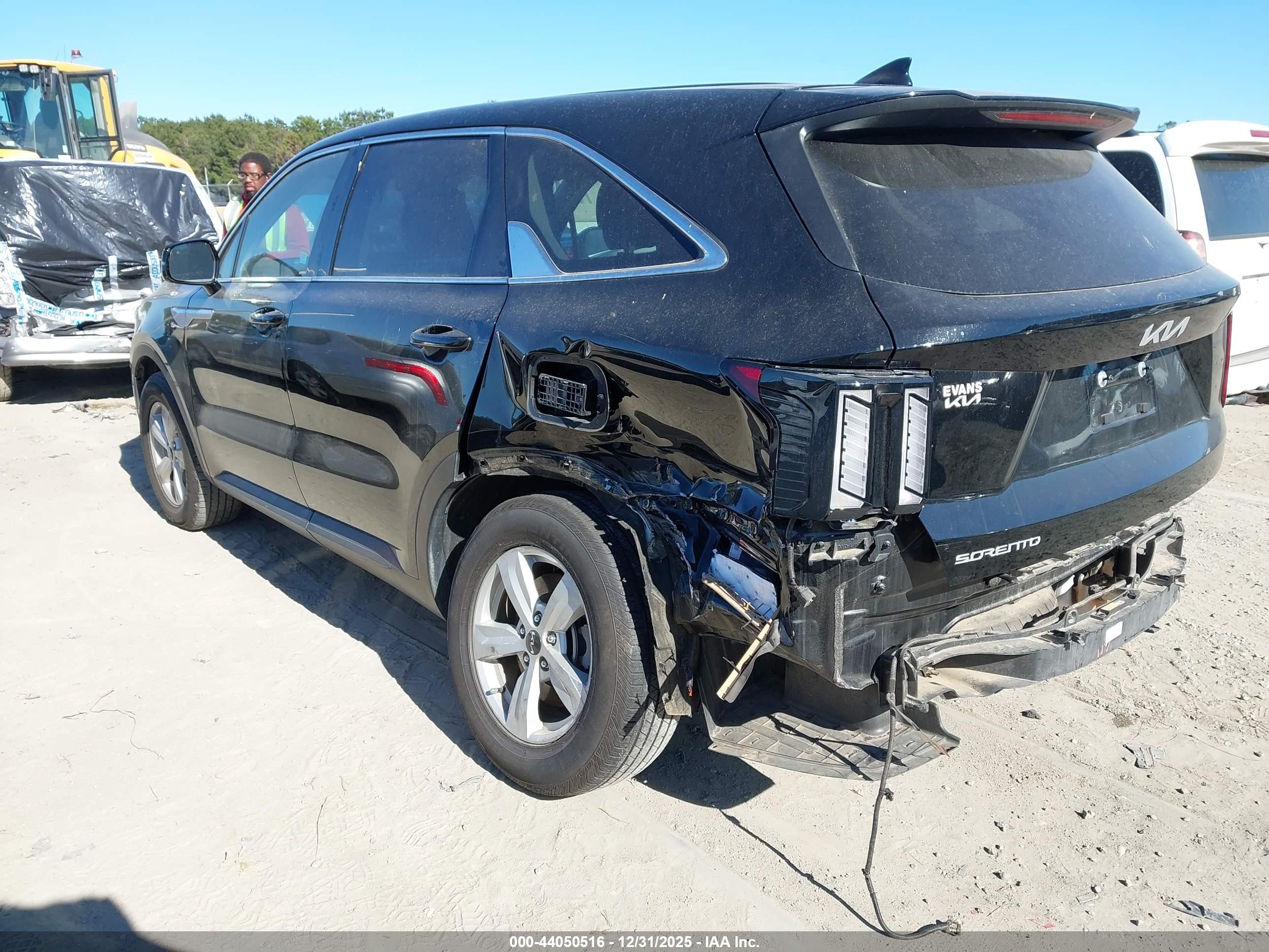 KIA SORENTO image 3