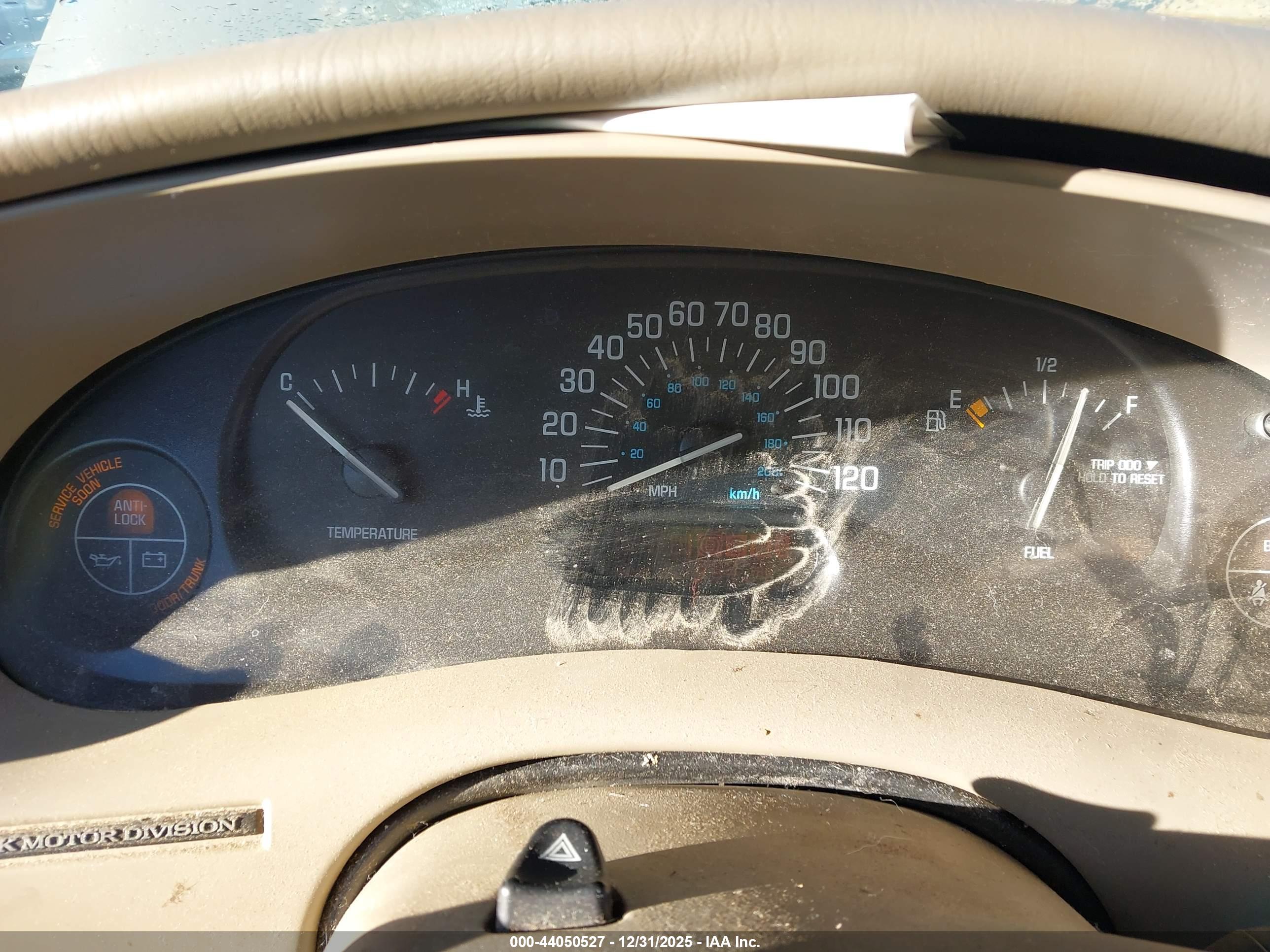 BUICK CENTURY image 7
