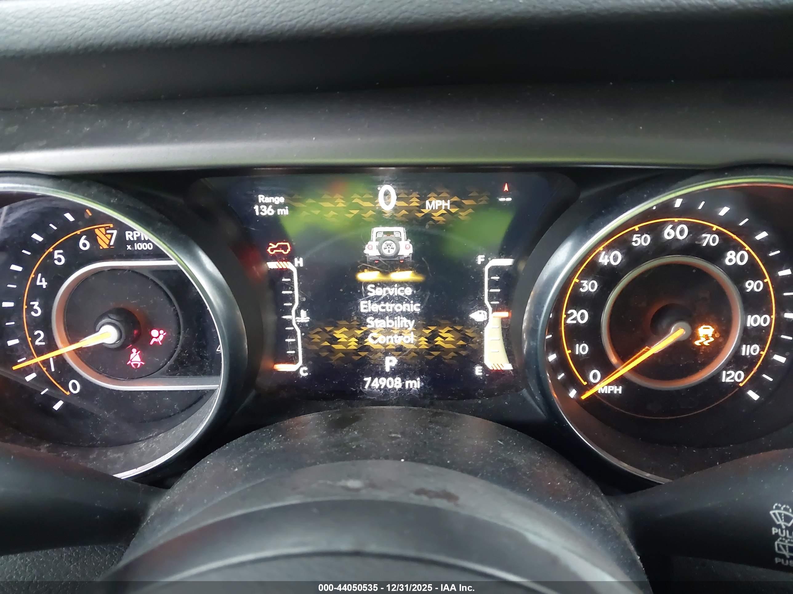 JEEP WRANGLER image 7