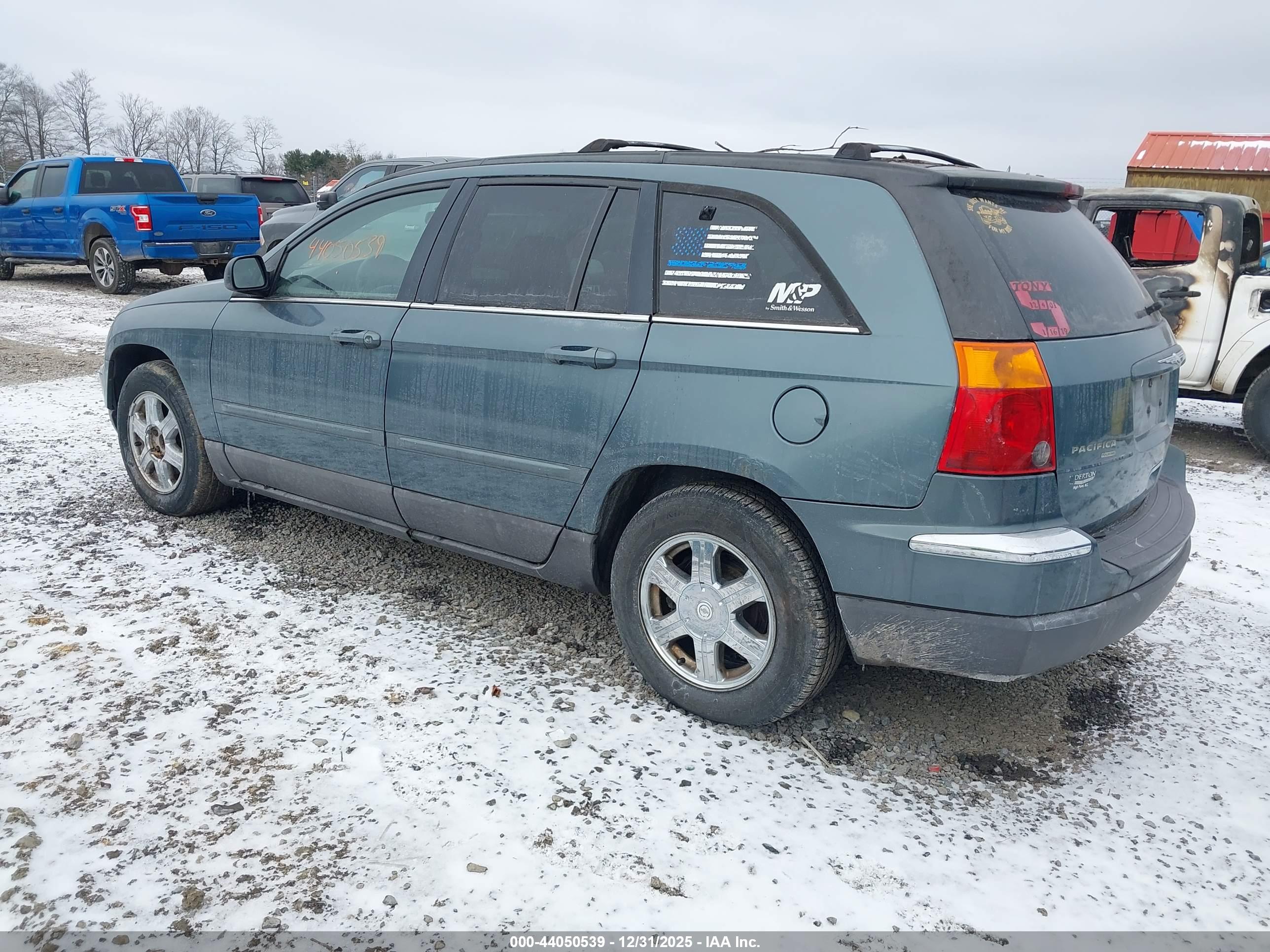 CHRYSLER PACIFICA image 3
