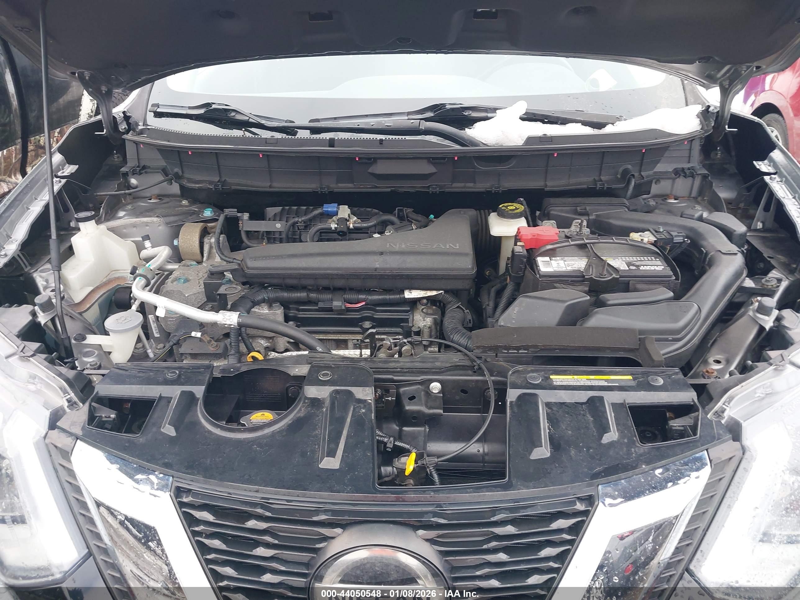NISSAN ROGUE image 10