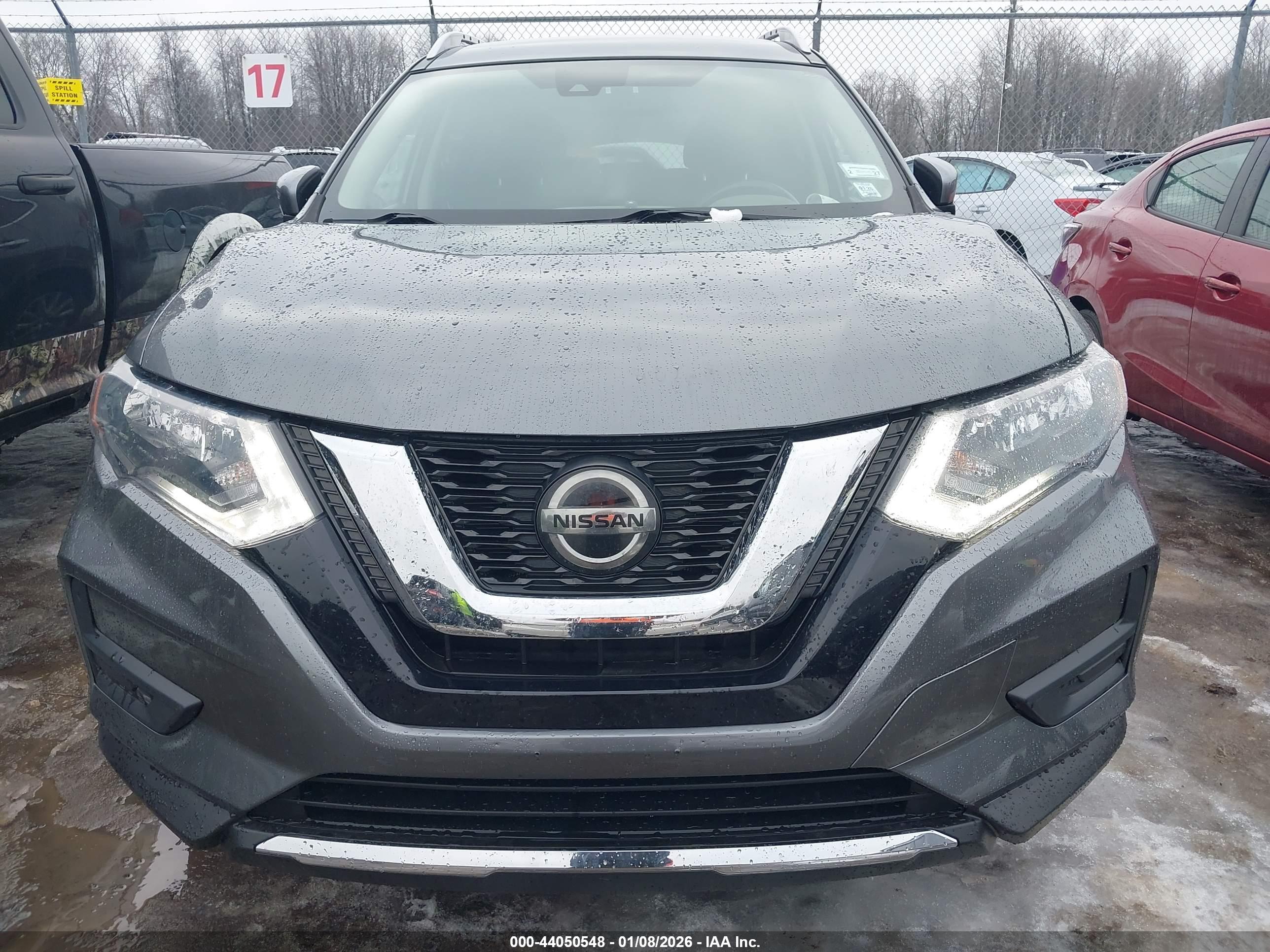 NISSAN ROGUE image 6