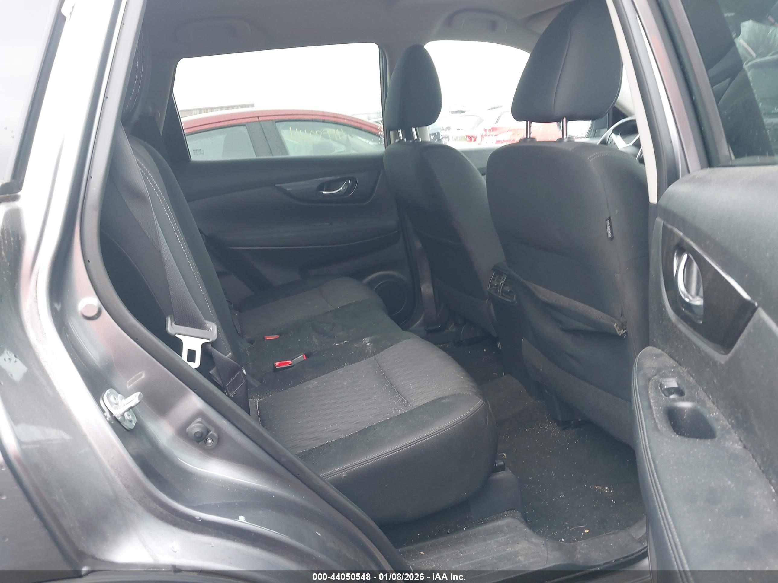 NISSAN ROGUE image 8