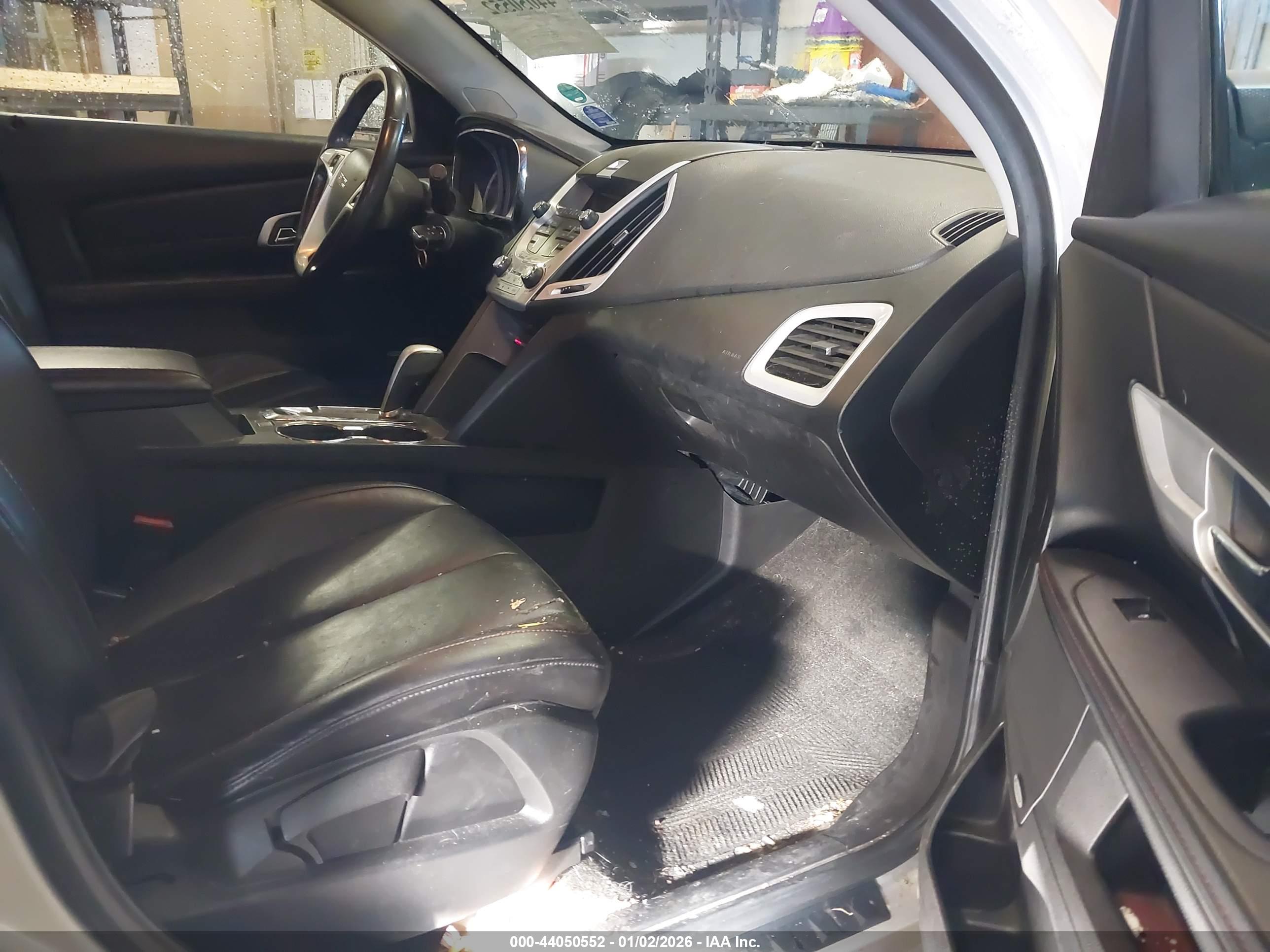 GMC TERRAIN image 5